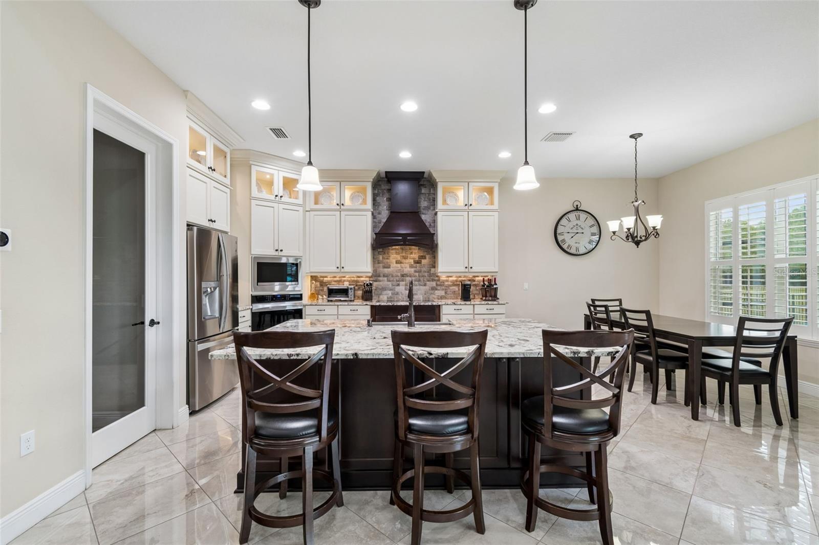 NINE EAGLES - Residential