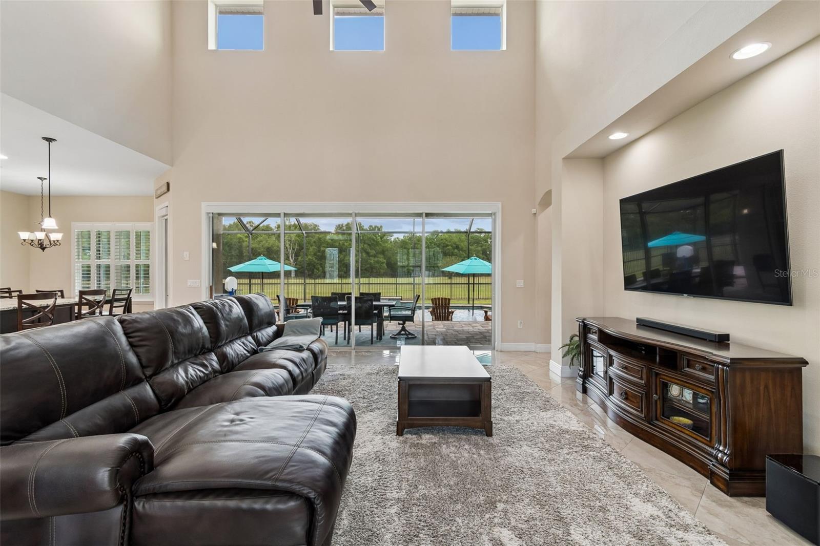NINE EAGLES - Residential