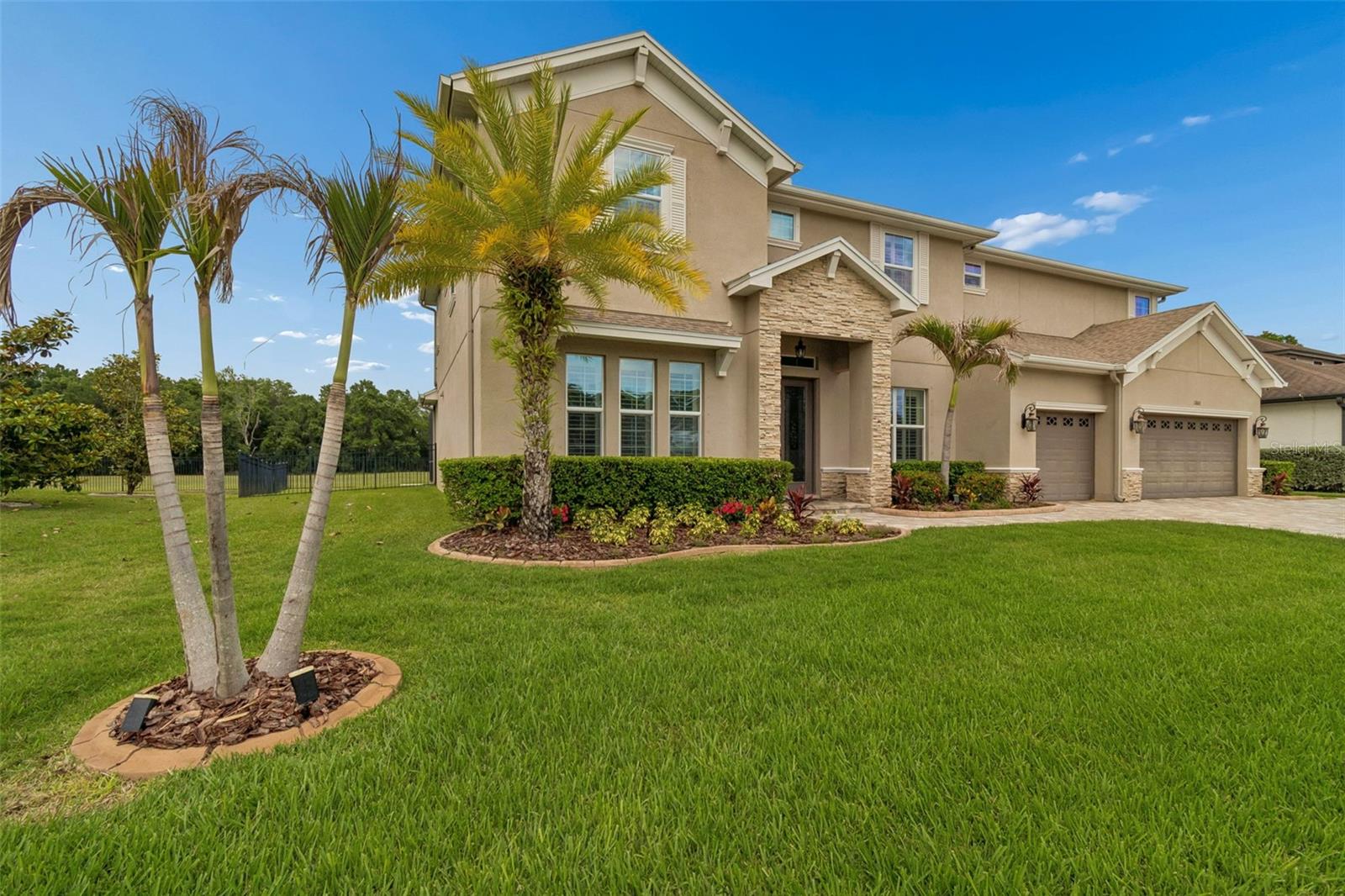 NINE EAGLES - Residential