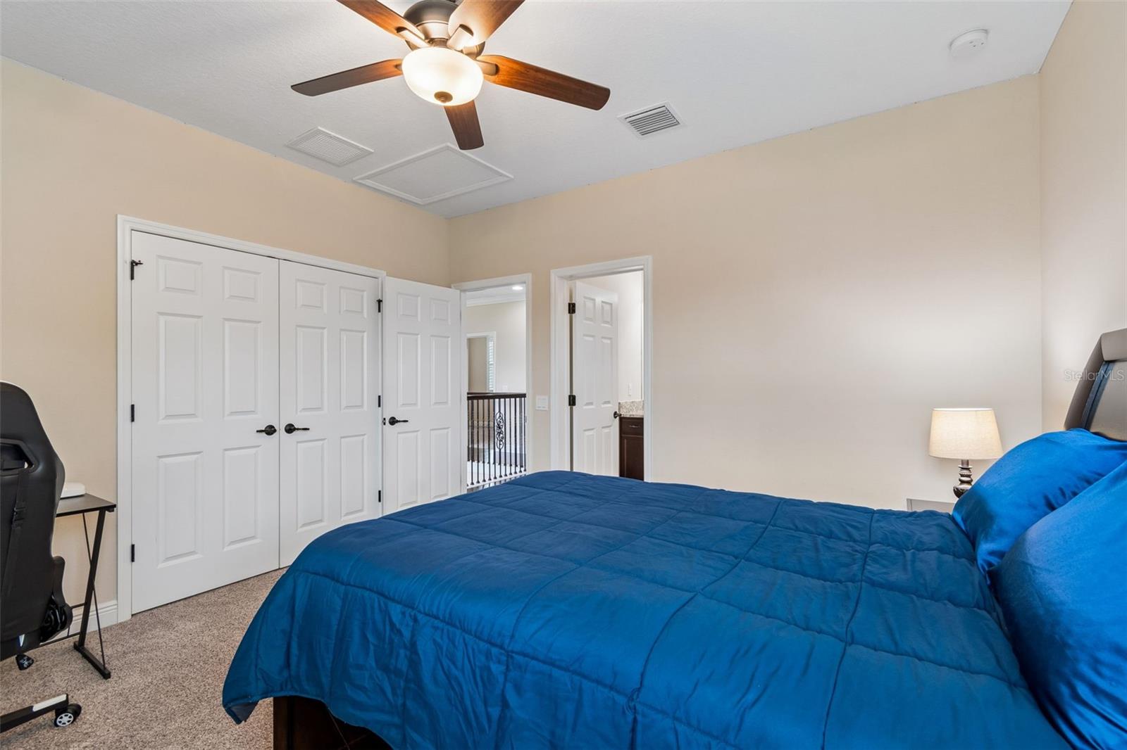 NINE EAGLES - Residential