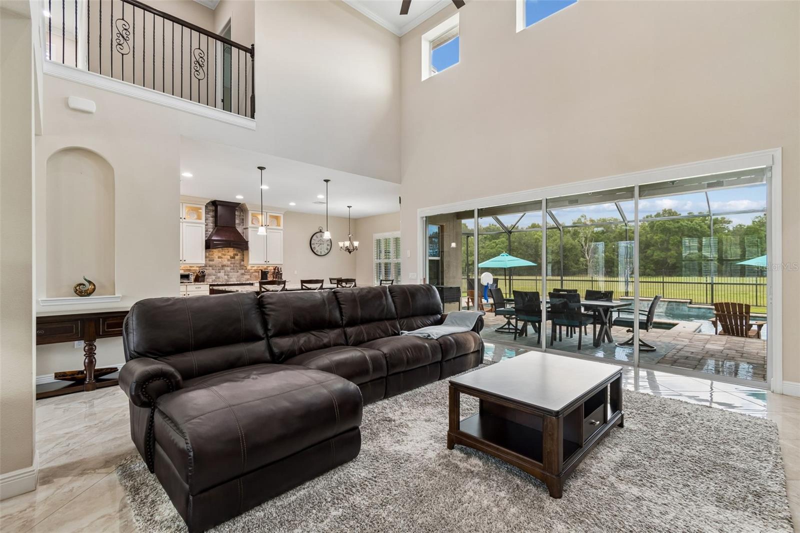 NINE EAGLES - Residential