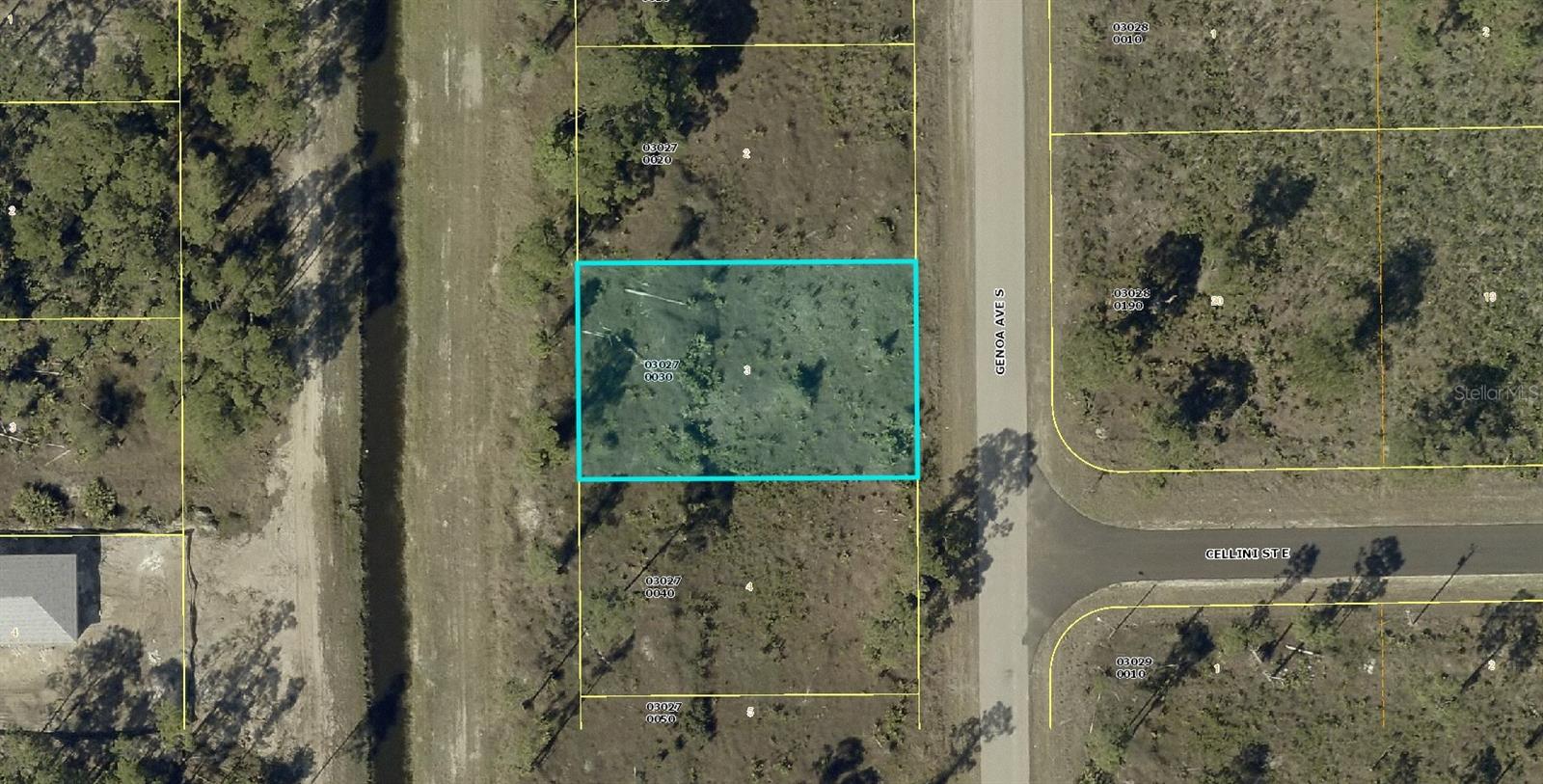 A VACANT LOT IN LEHIGH ACRES IN LEE COUNTY!!!