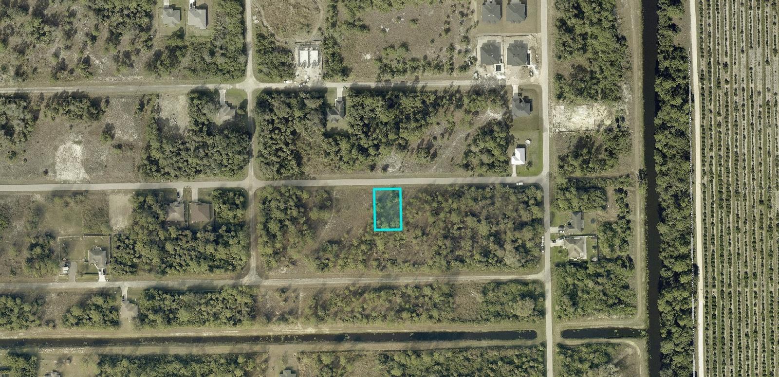 LEHIGH ACRES - Land