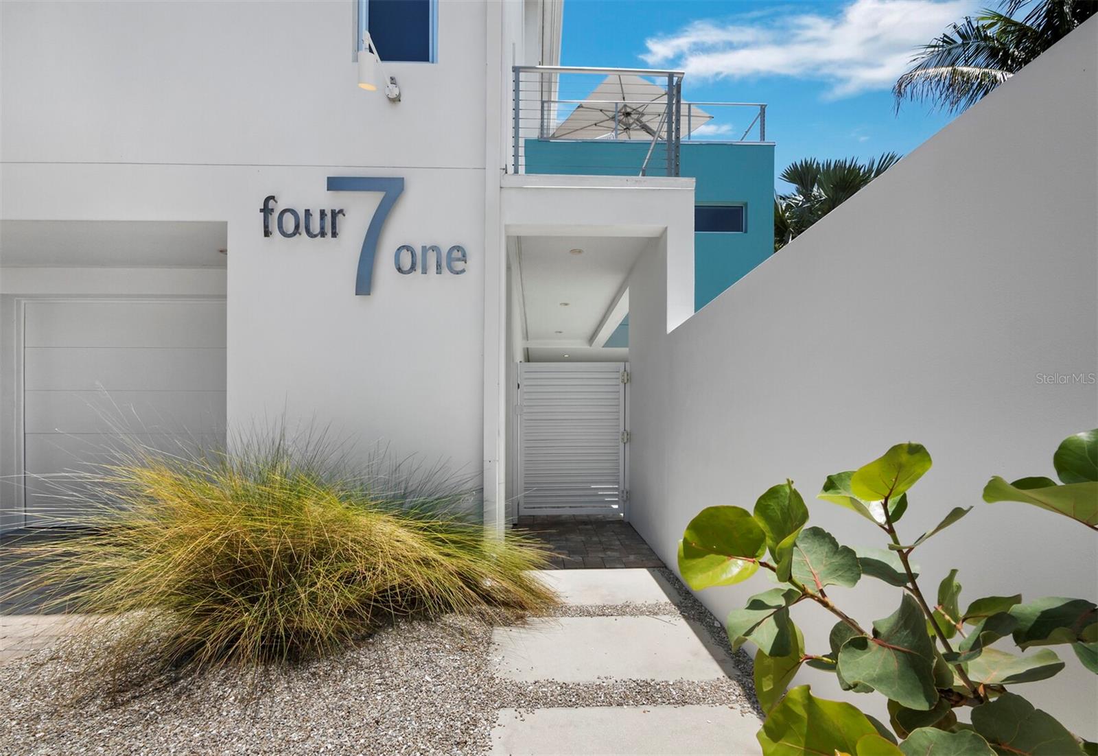 SARASOTA BEACH - Residential