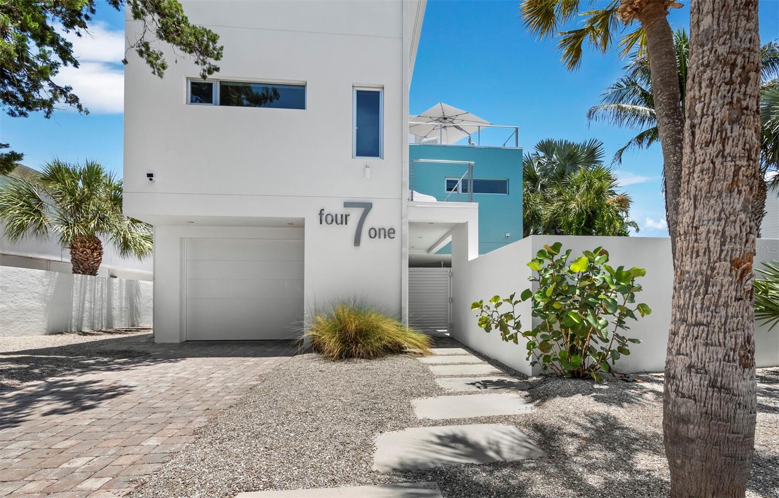 SARASOTA BEACH - Residential