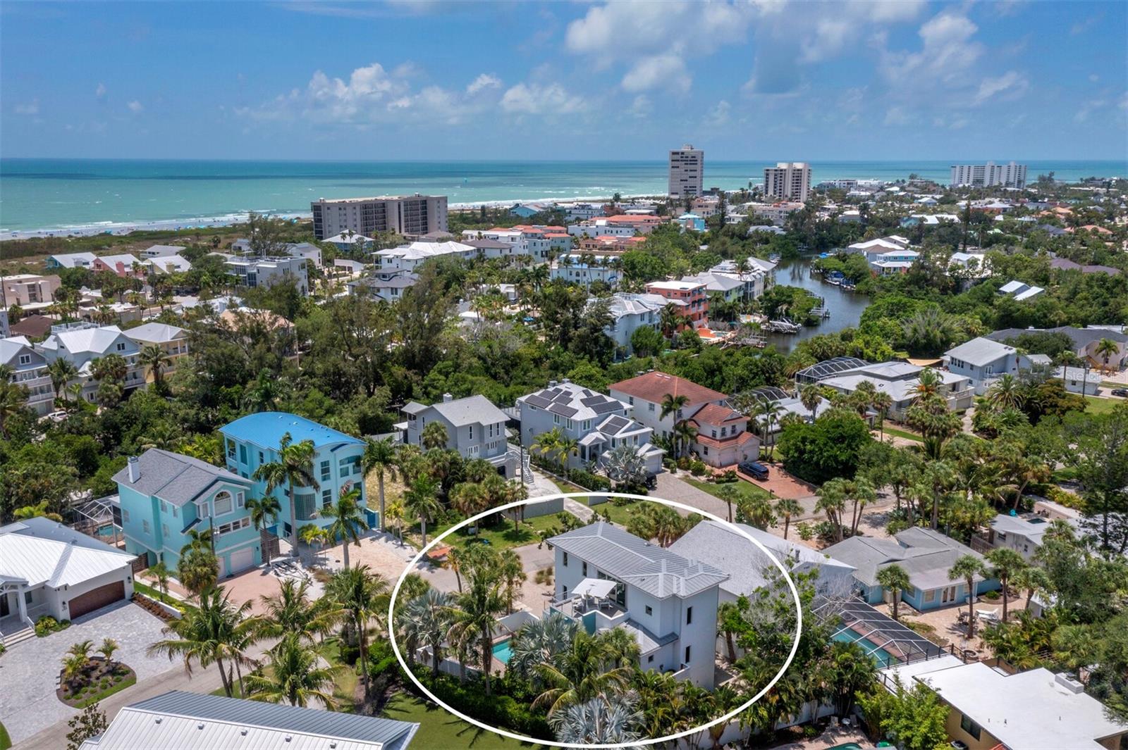 SARASOTA BEACH - Residential