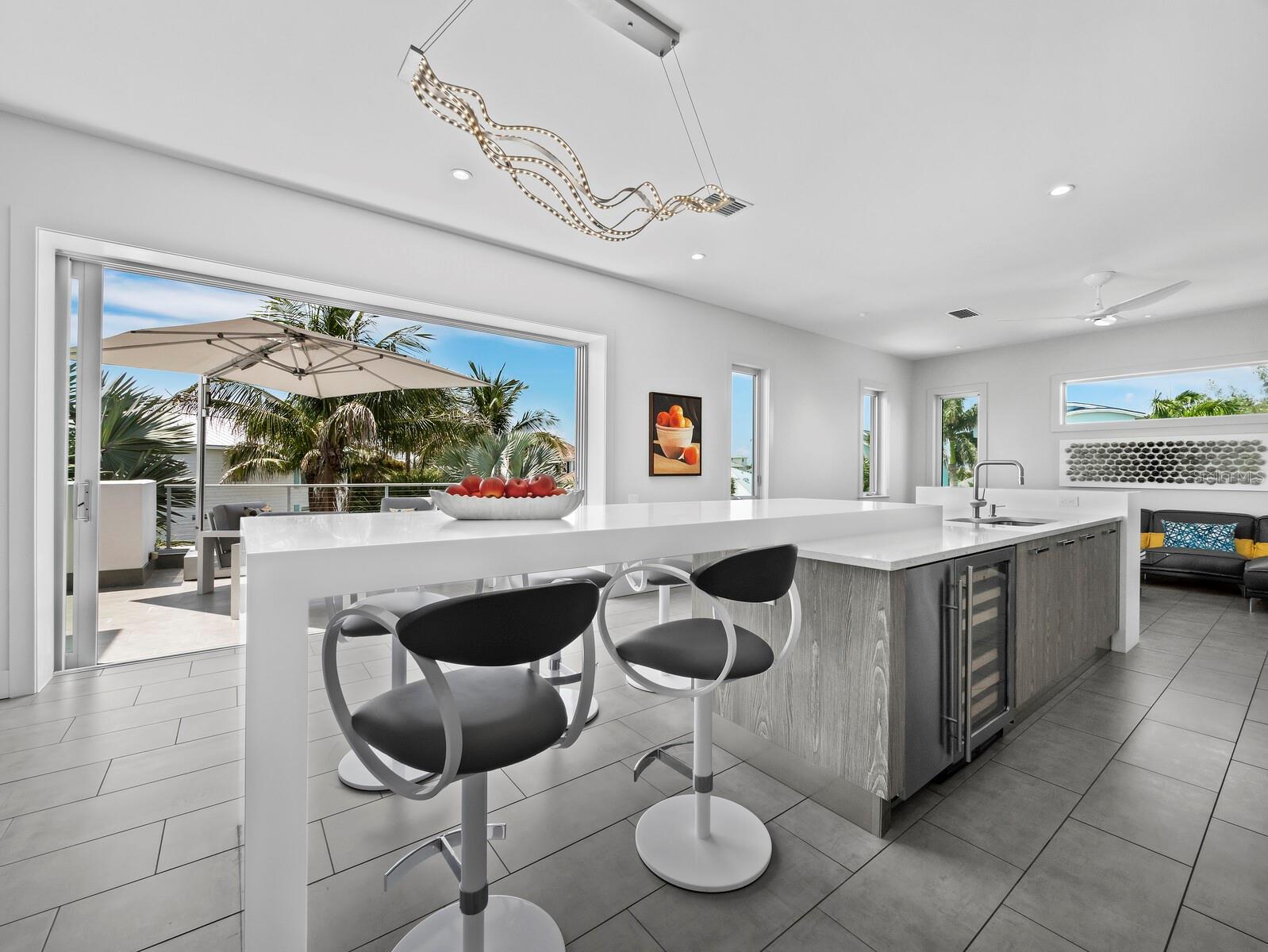 SARASOTA BEACH - Residential