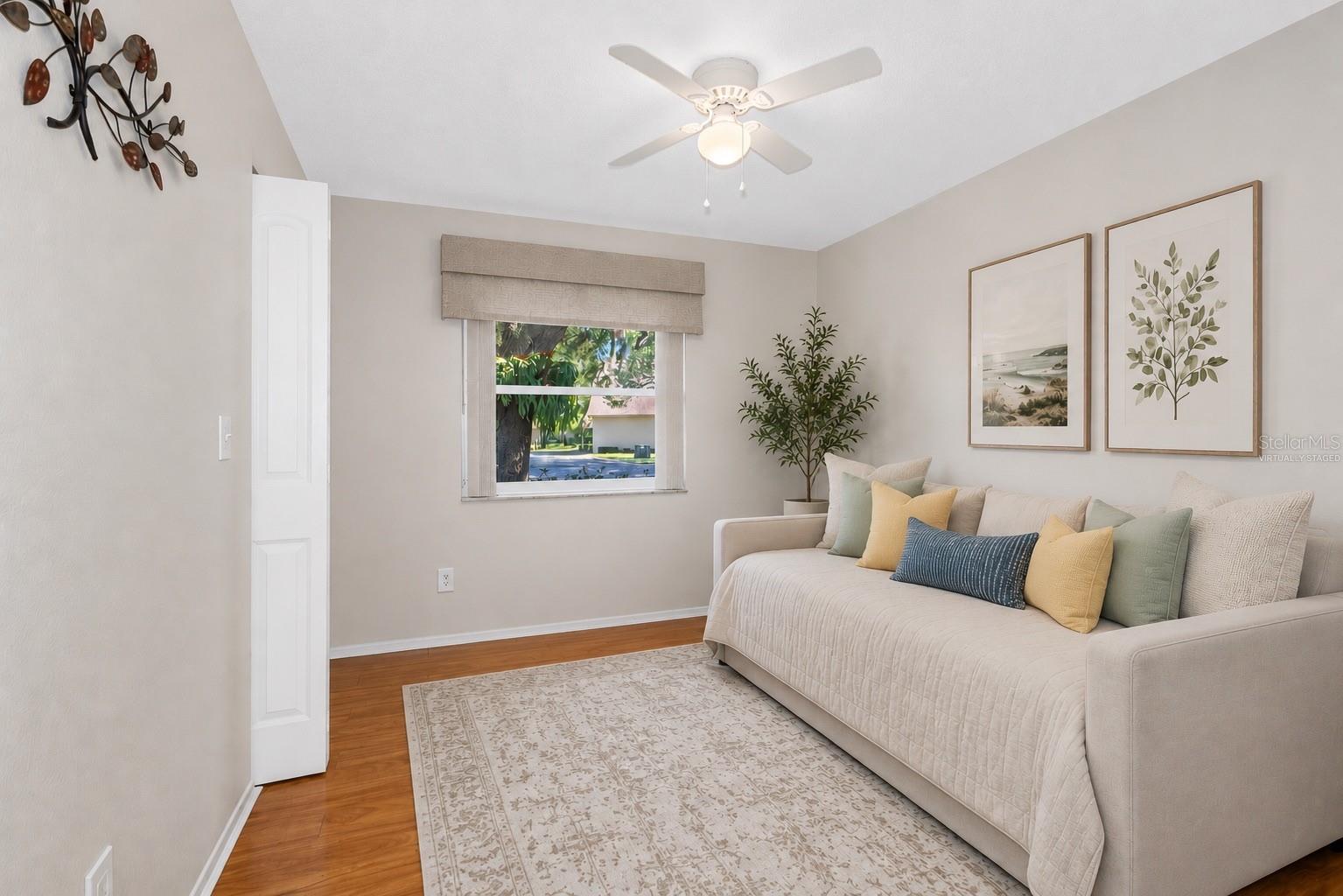 CHATEAUX WOODS CONDO - Residential