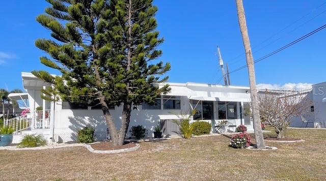 COUNTRY CLUB ESTATES - Residential
