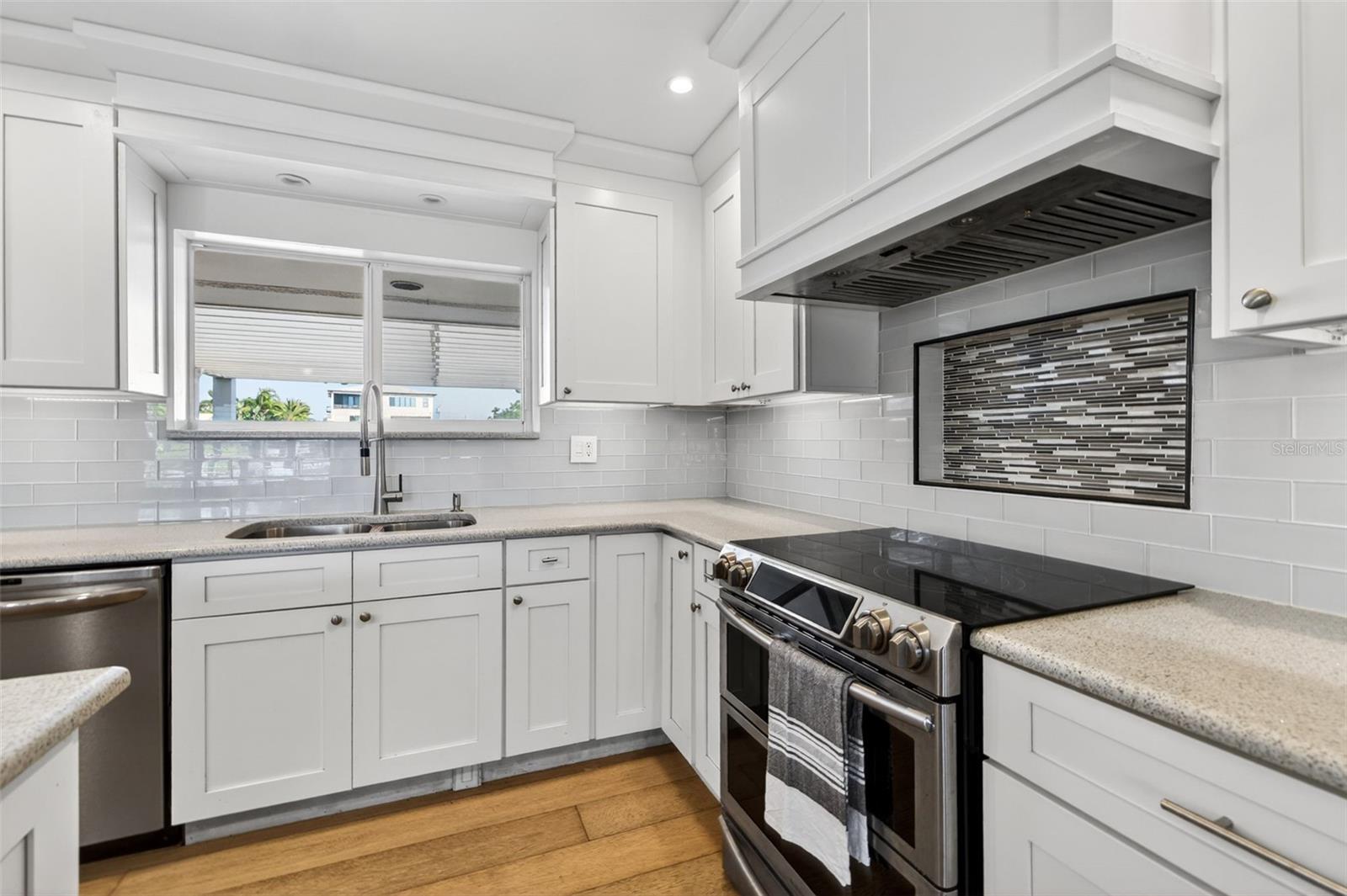 NORTH EAST PARK SHORES - Residential
