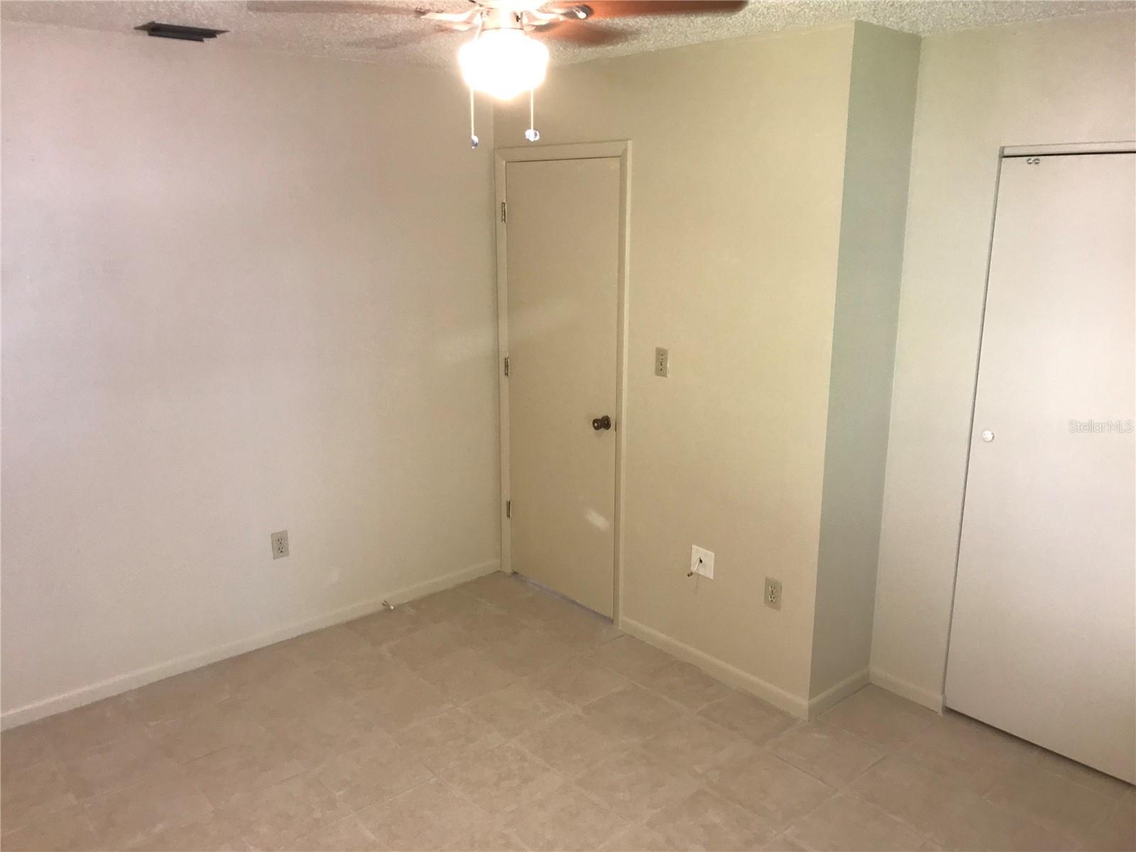 LAKE TERRACE SUB - Residential Lease