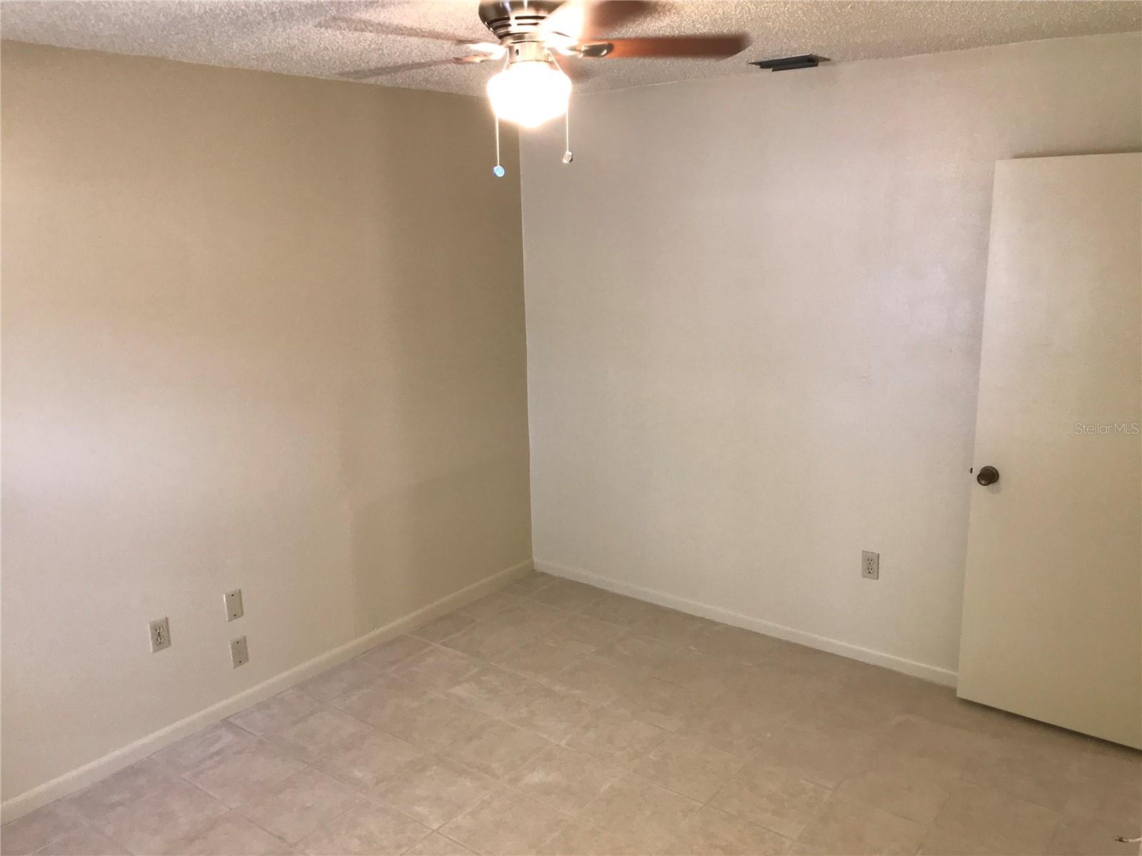 LAKE TERRACE SUB - Residential Lease