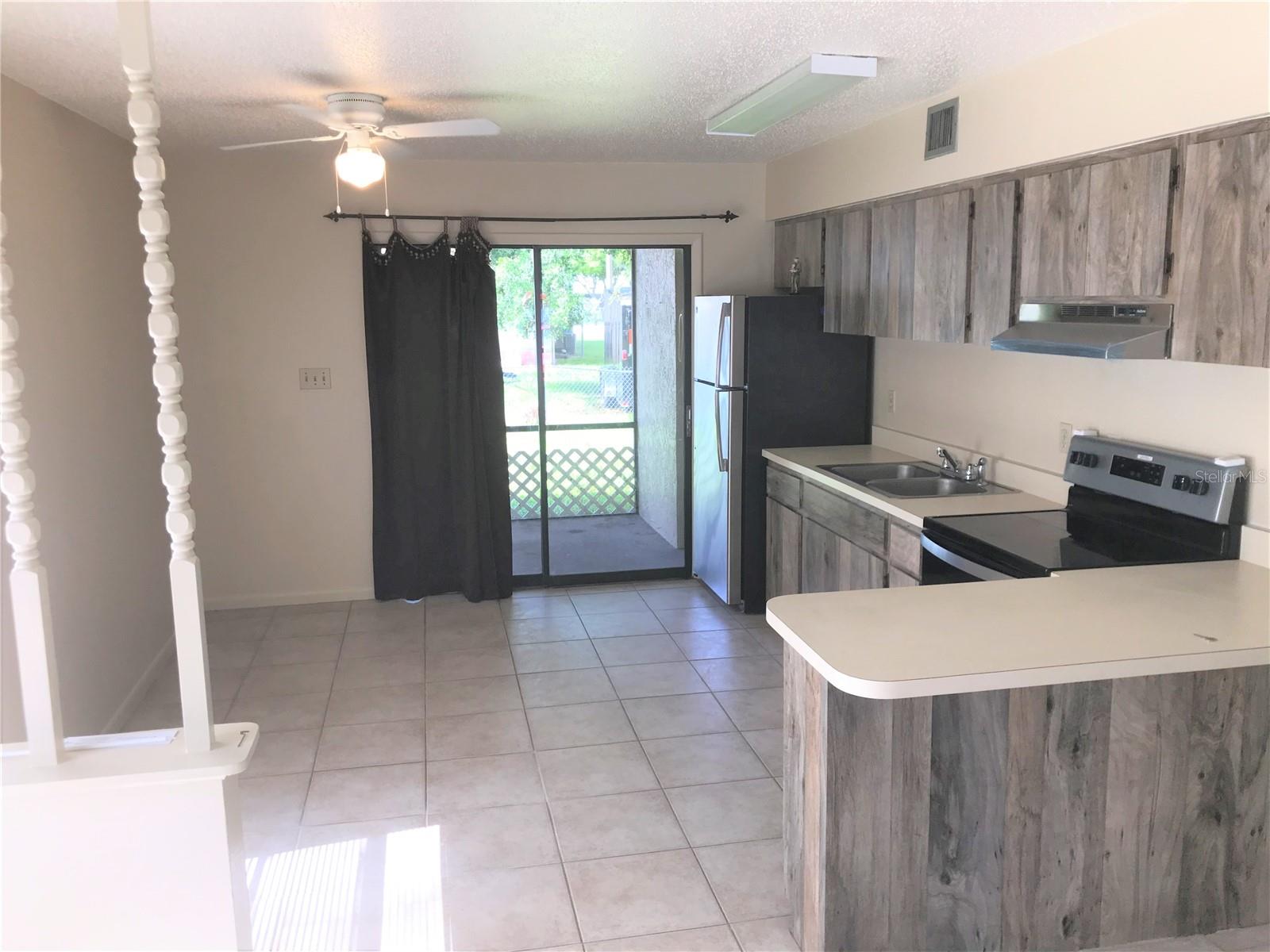 LAKE TERRACE SUB - Residential Lease