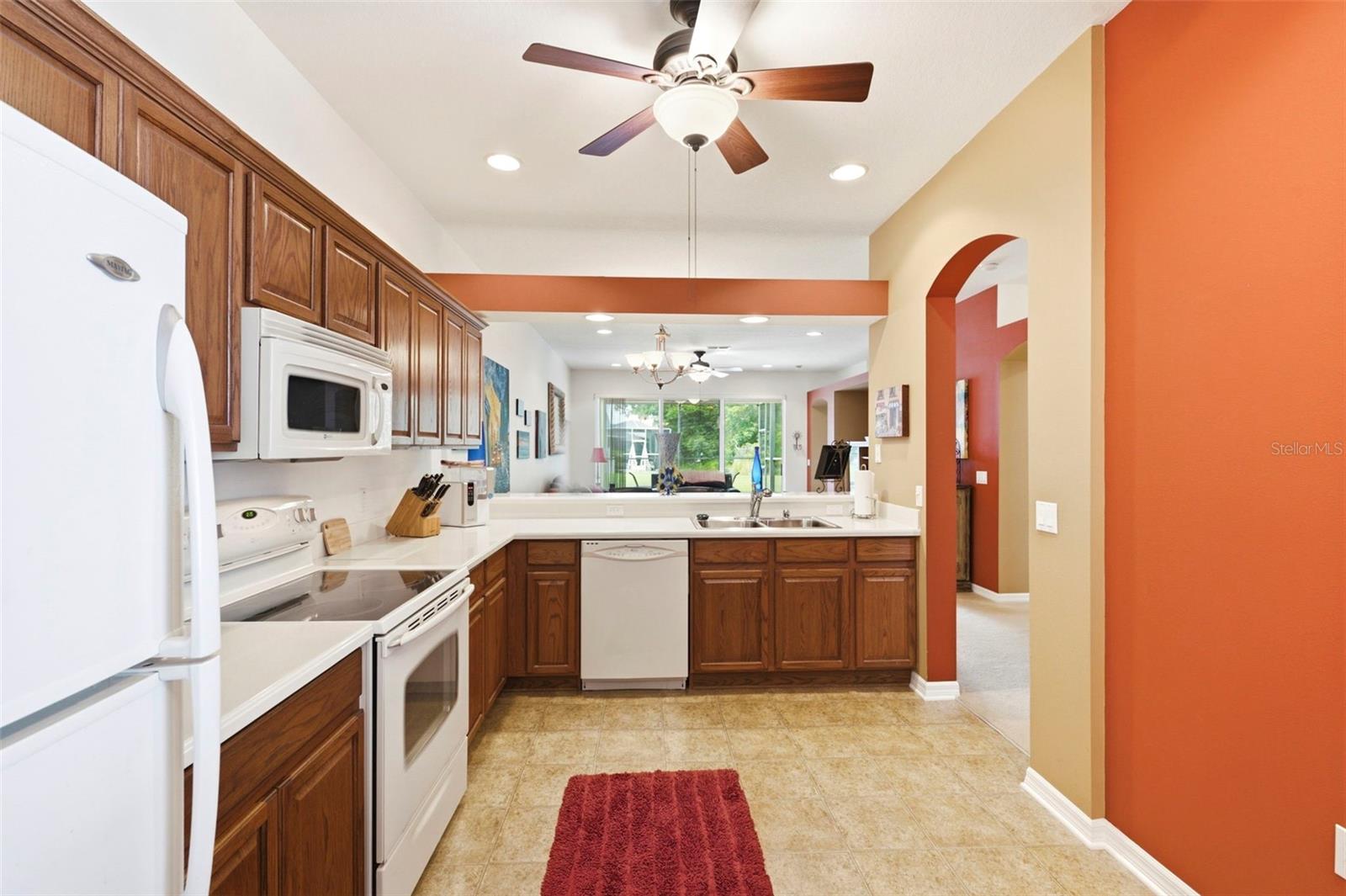 GROVES PH 04 - Residential