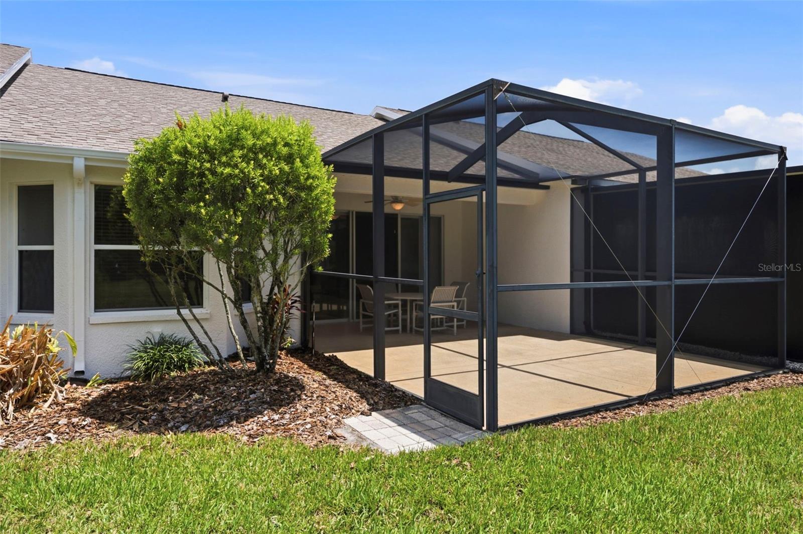 GROVES PH 04 - Residential