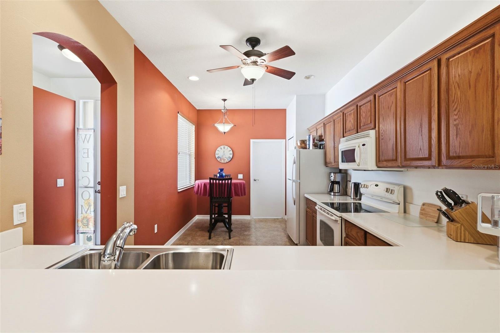 GROVES PH 04 - Residential