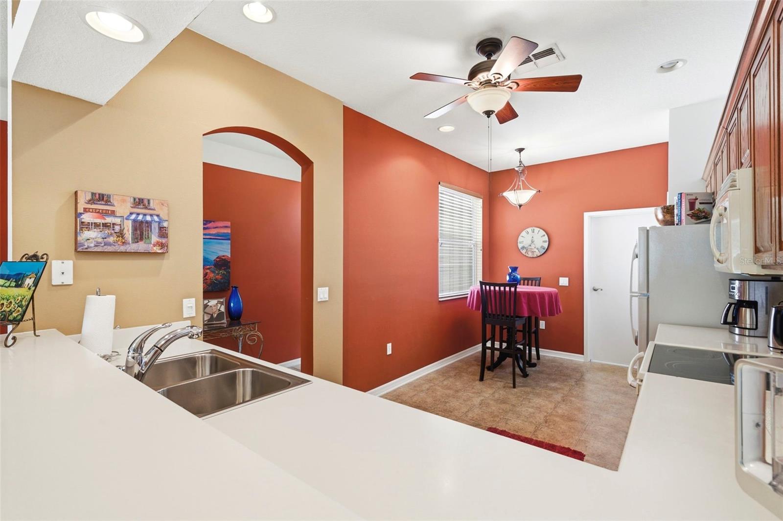 GROVES PH 04 - Residential