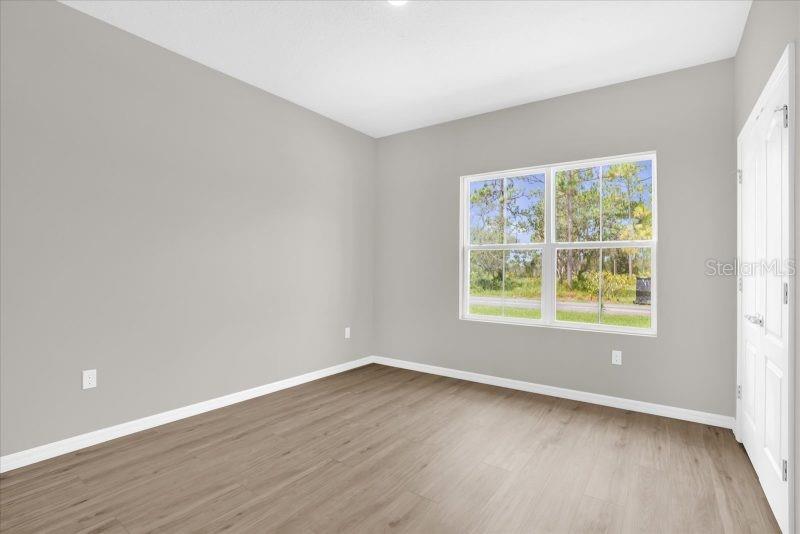 MARION OAKS - Residential