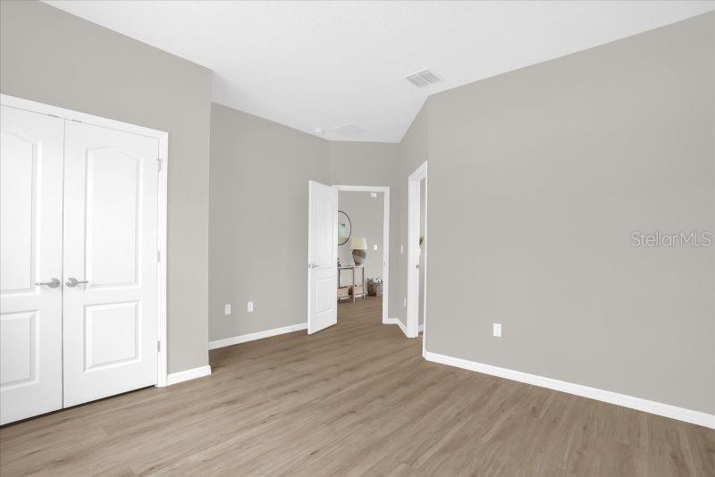 MARION OAKS - Residential