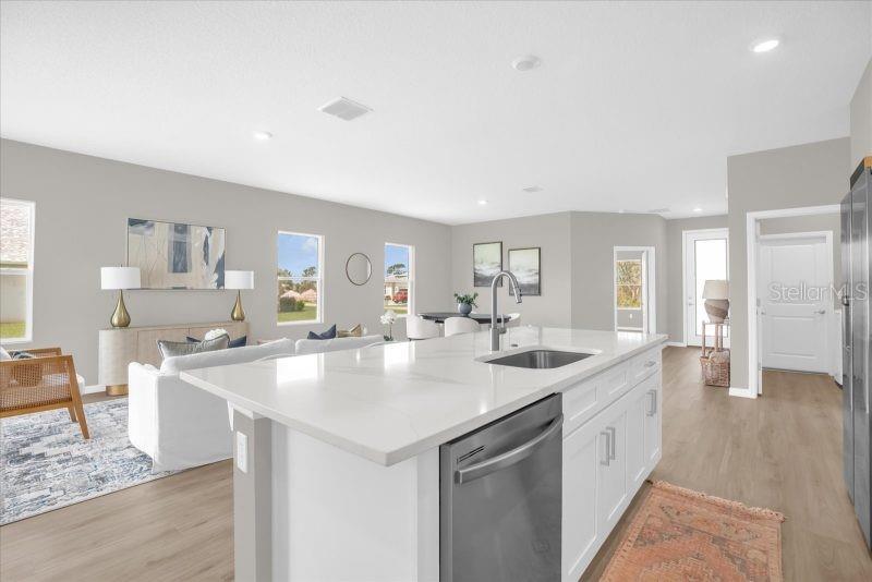 MARION OAKS - Residential