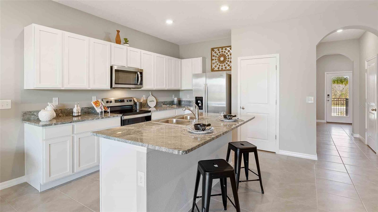 MANGROVE POINT - Residential