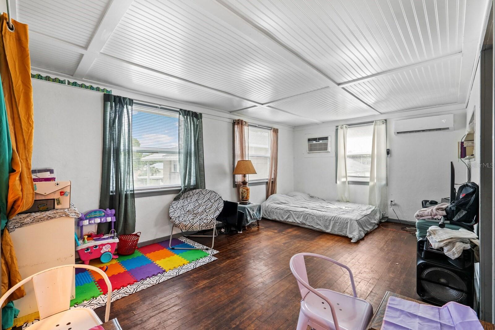 HEINZ SUB - Residential Income