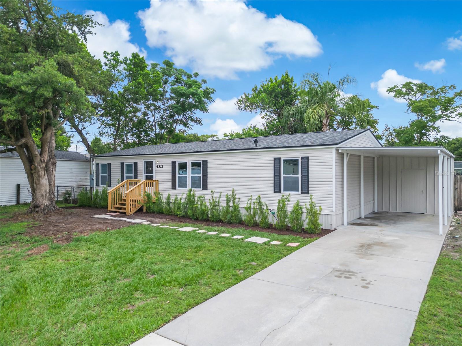 CHARLIN PARK - Residential