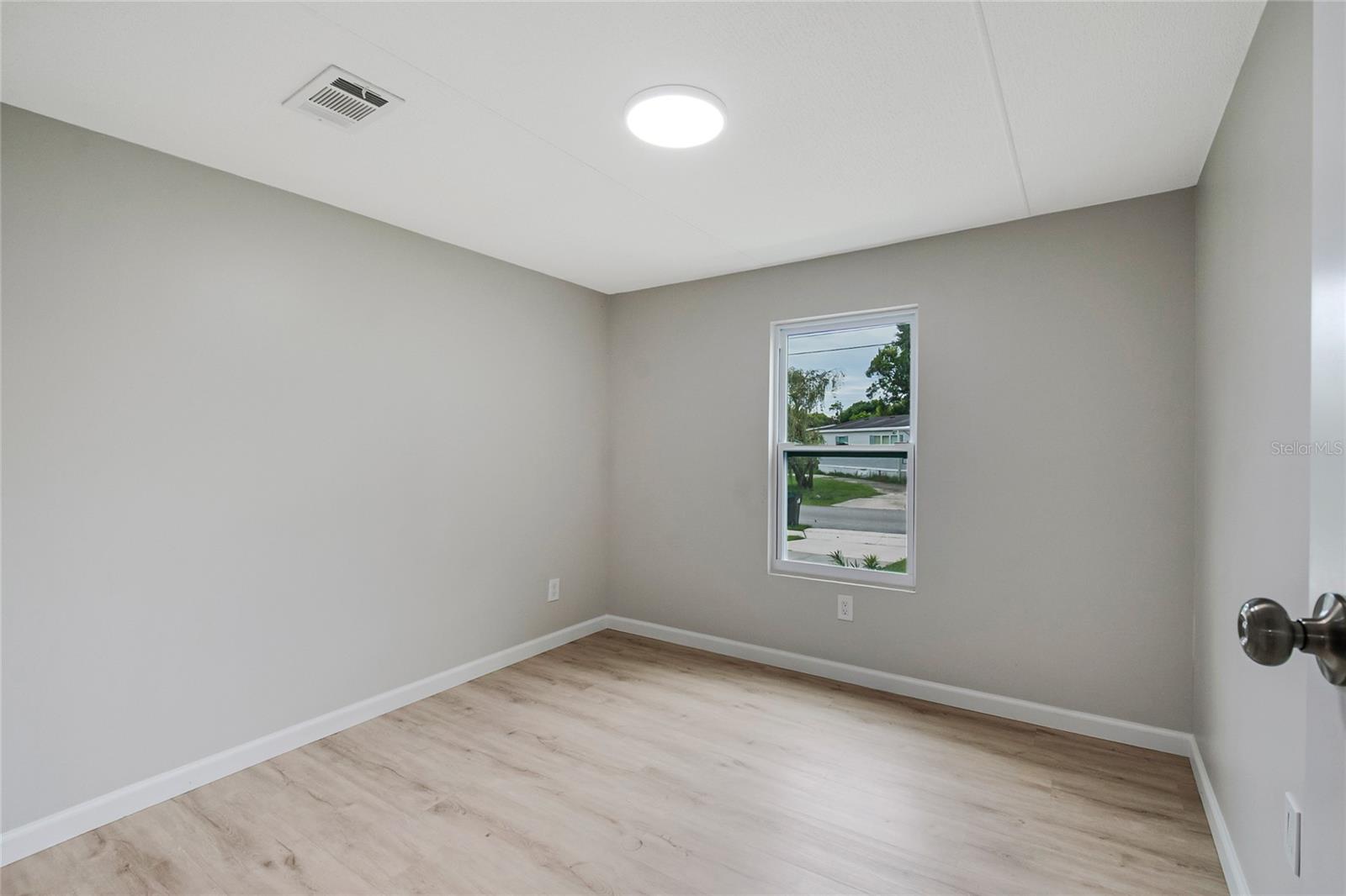 CHARLIN PARK - Residential