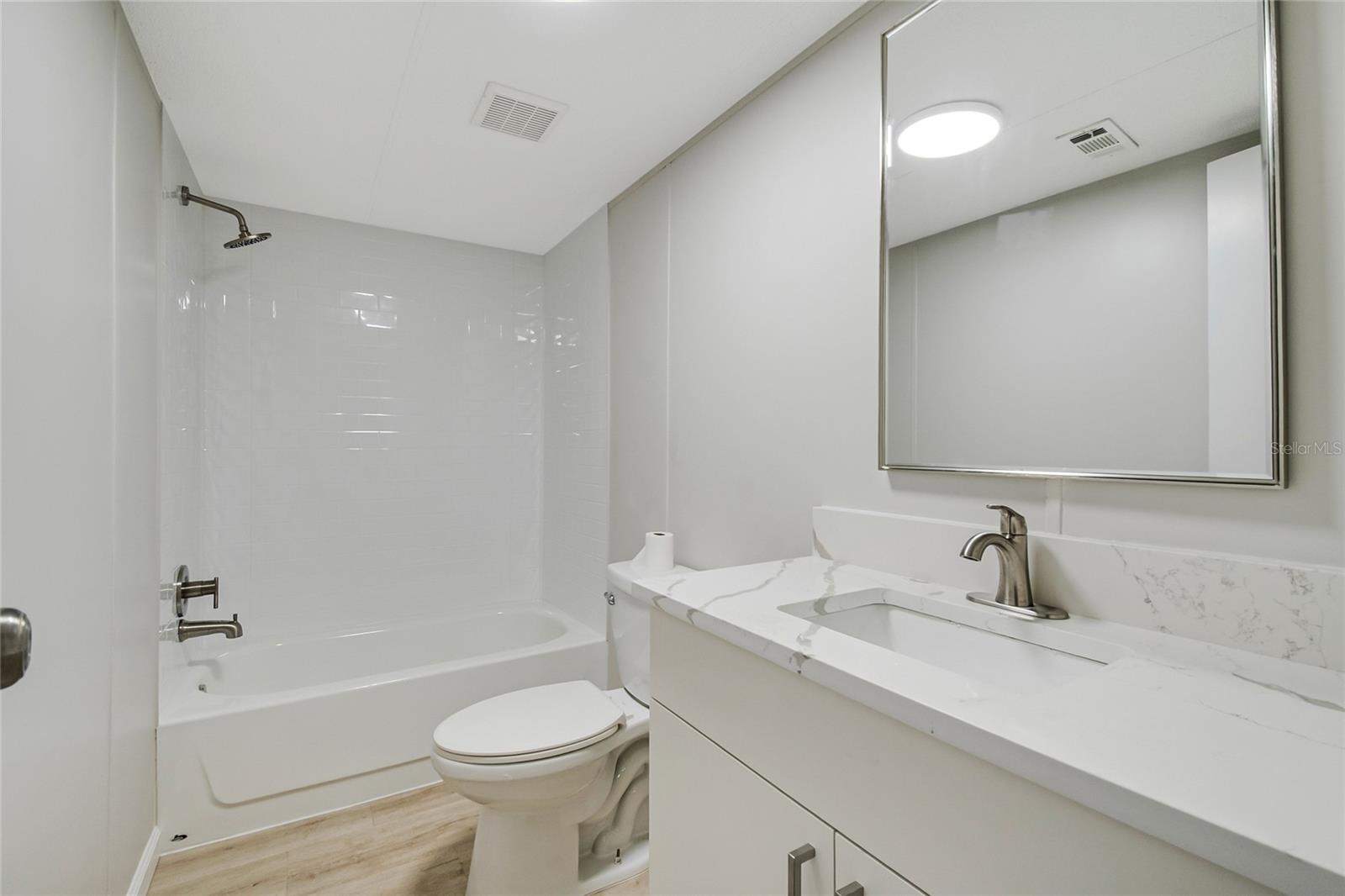 CHARLIN PARK - Residential