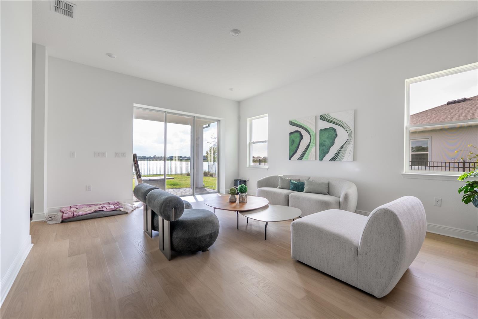 LAUREATE PARK - Residential