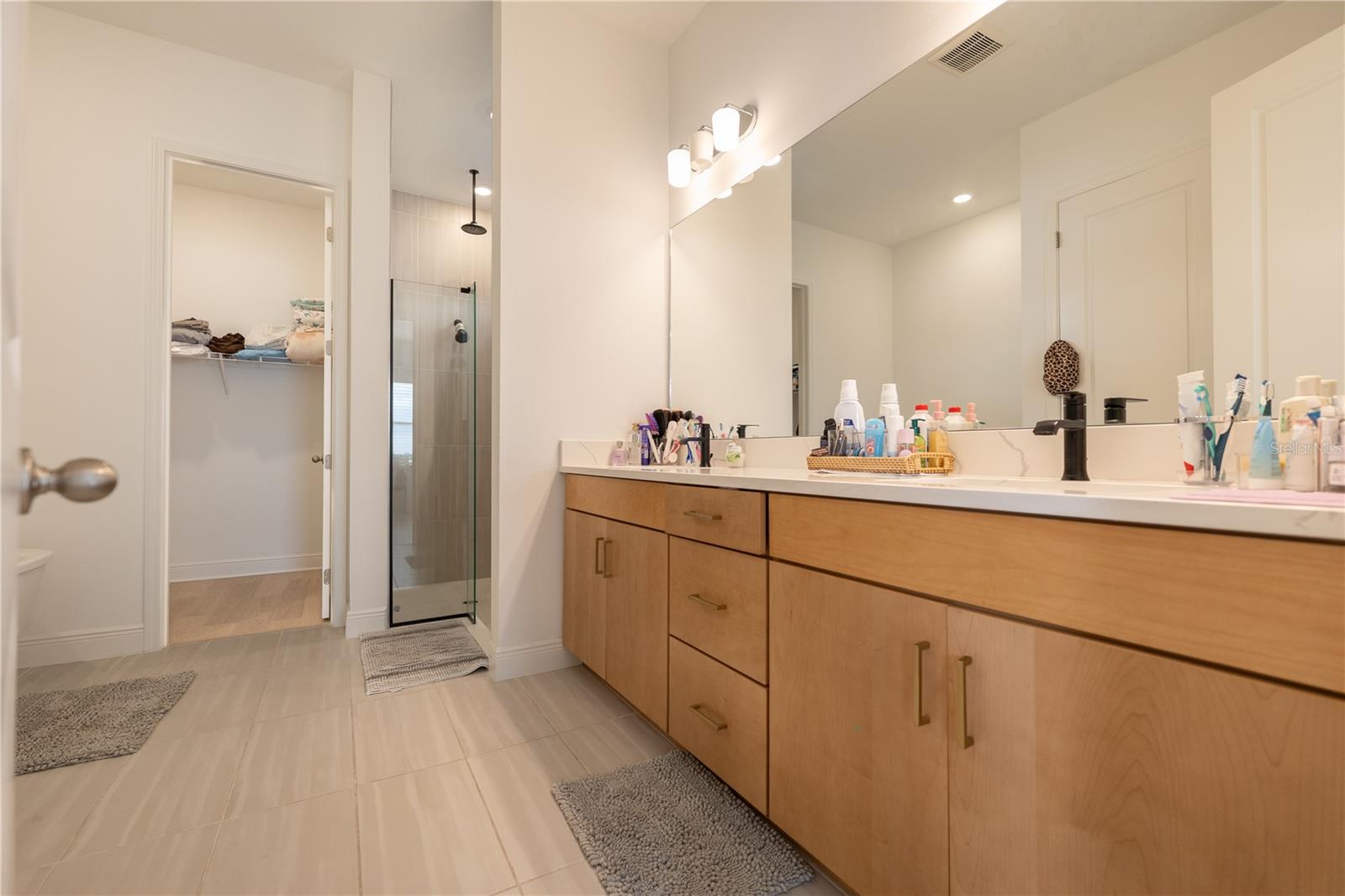 LAUREATE PARK - Residential