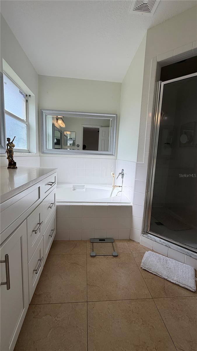 DANIELS CROSSING PH 03 43/50 - Residential Lease
