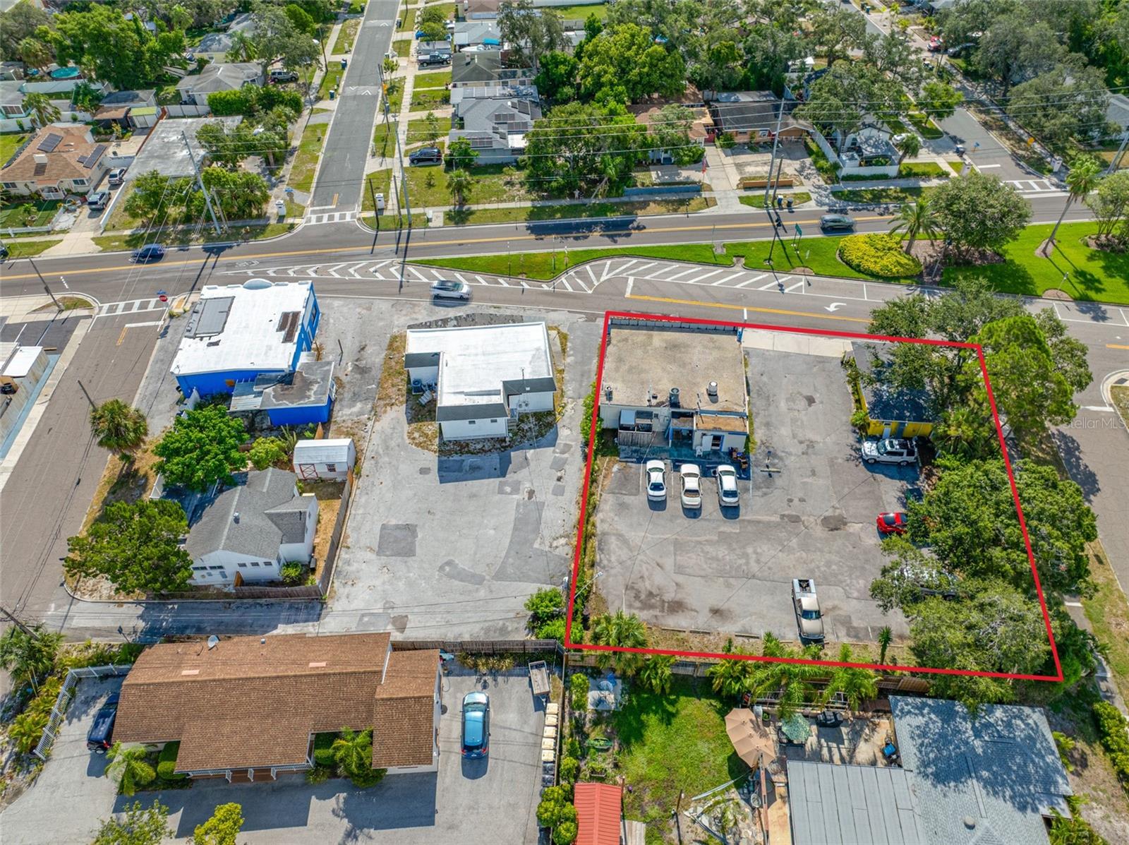 SUNBURST COURT - Commercial Sale