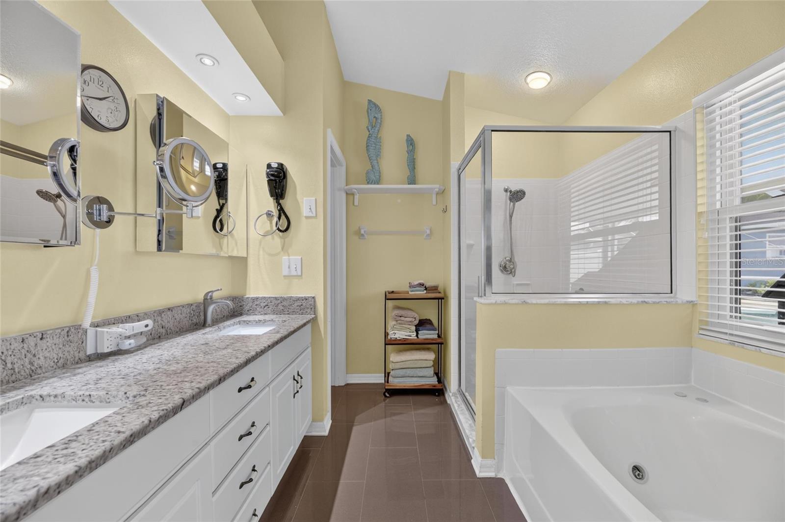BOYETTE SPGS SEC B UNIT - Residential