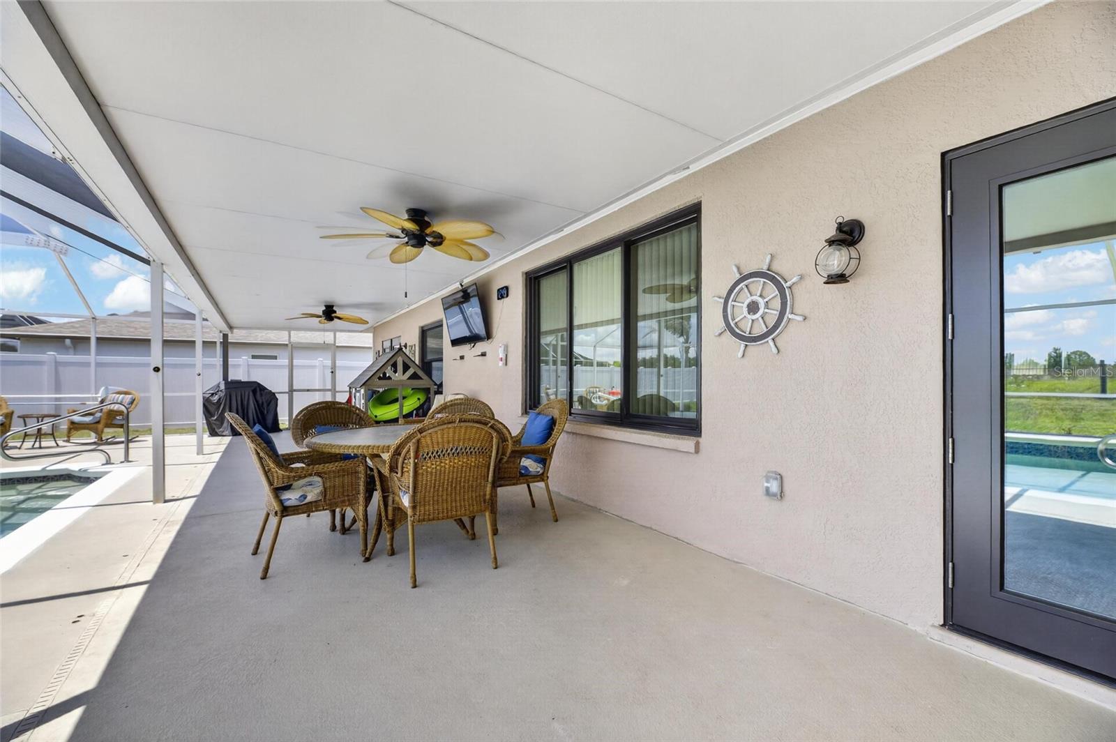 BOYETTE SPGS SEC B UNIT - Residential