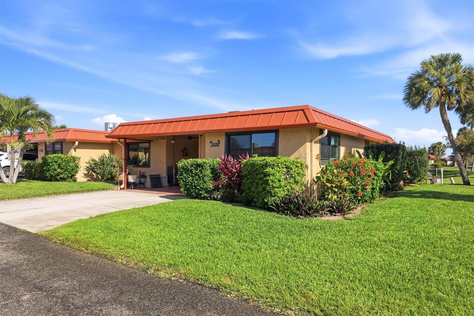 PALMA SOLA HARBOUR SEC 4 - Residential