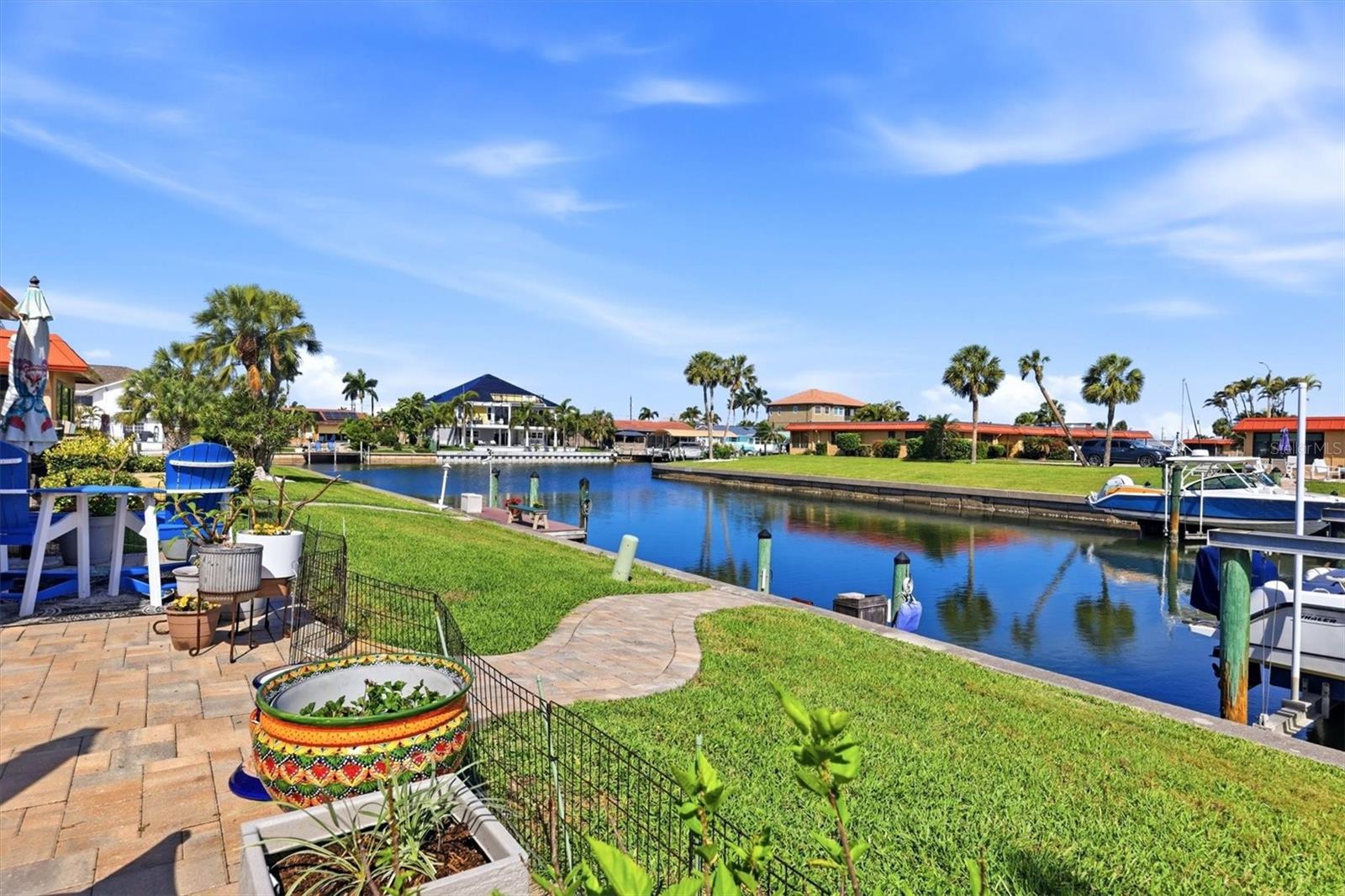 PALMA SOLA HARBOUR SEC 4 - Residential
