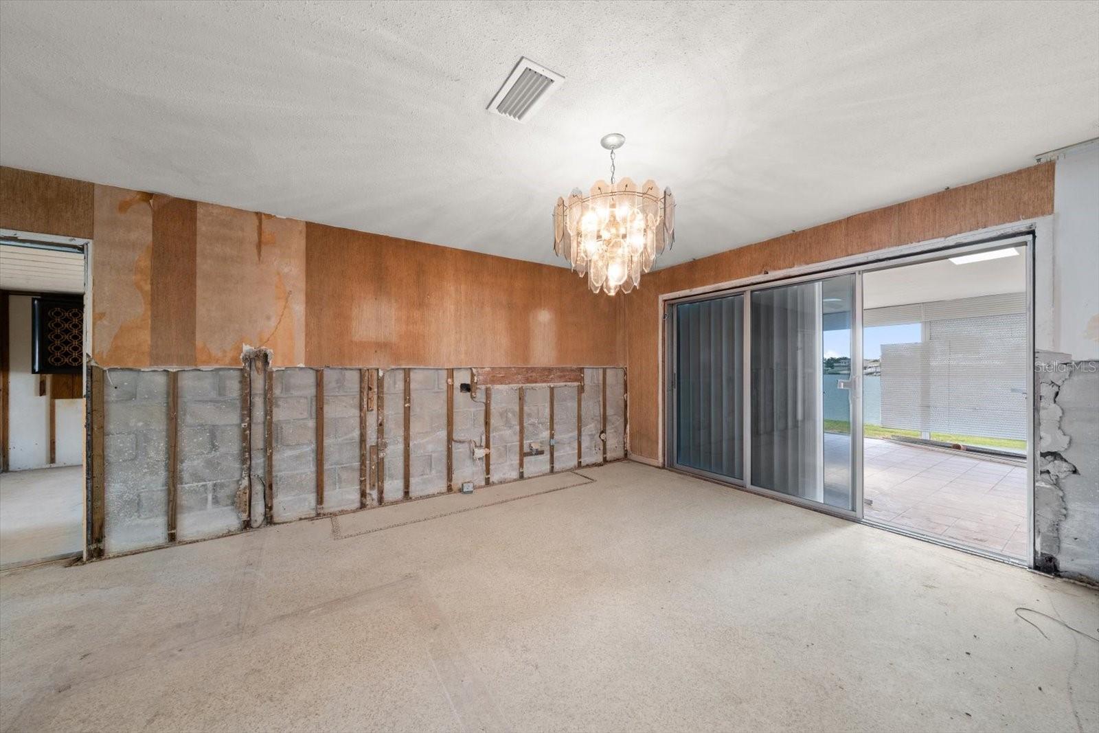SOUTH CSWY ISLE YACHT CLUB ADD - Residential