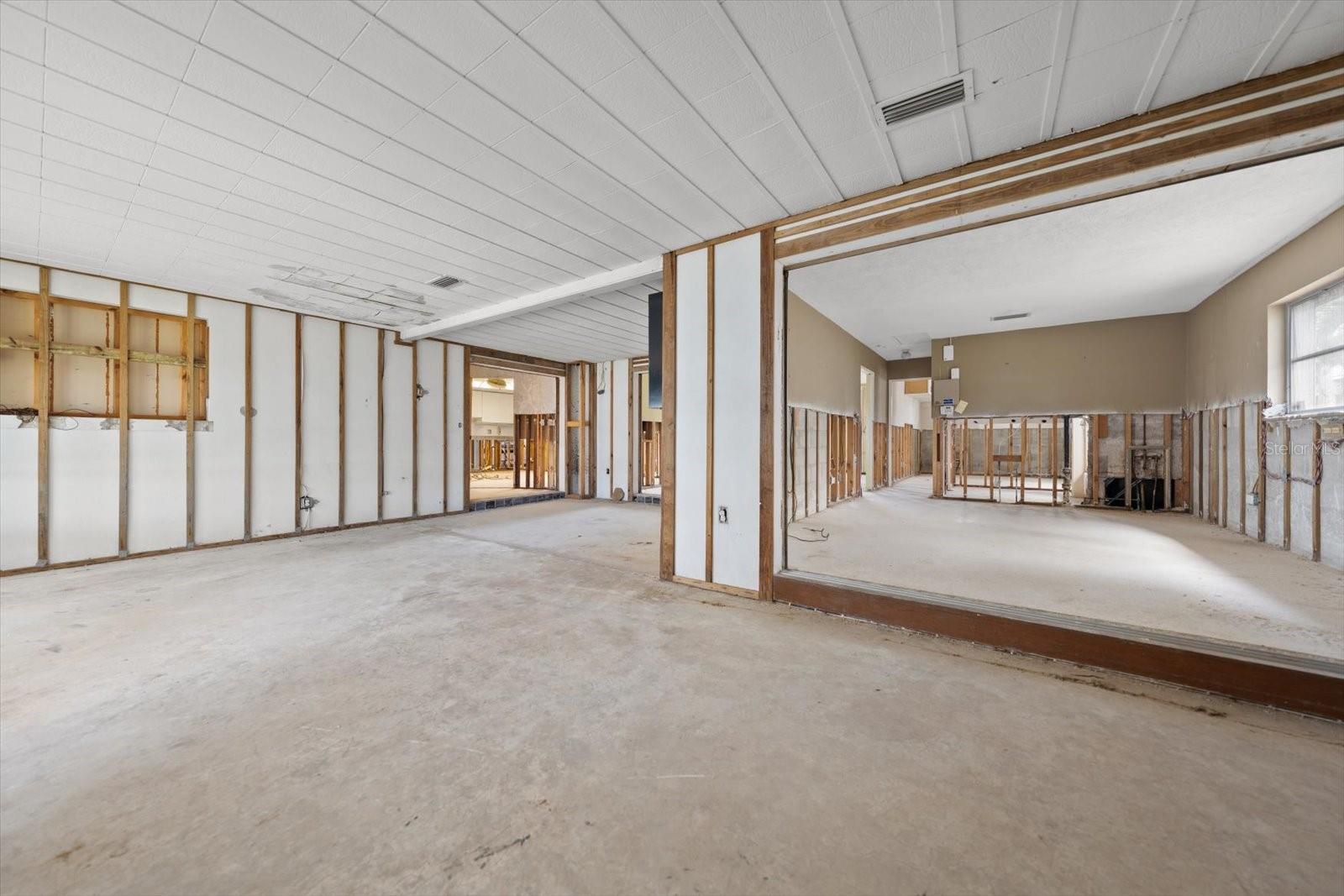 SOUTH CSWY ISLE YACHT CLUB ADD - Residential
