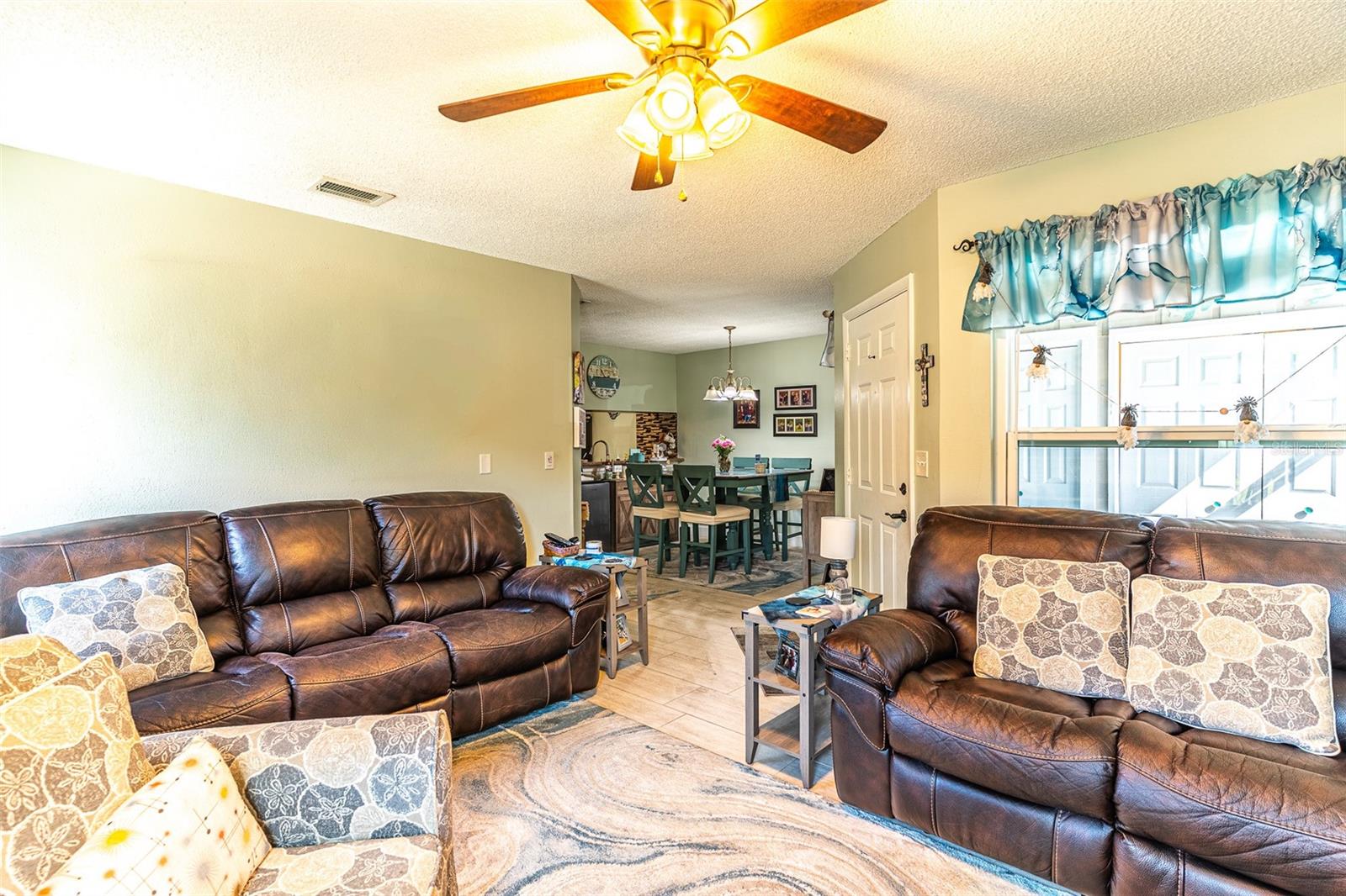 MIRROR LAKE SEC 3 - Residential