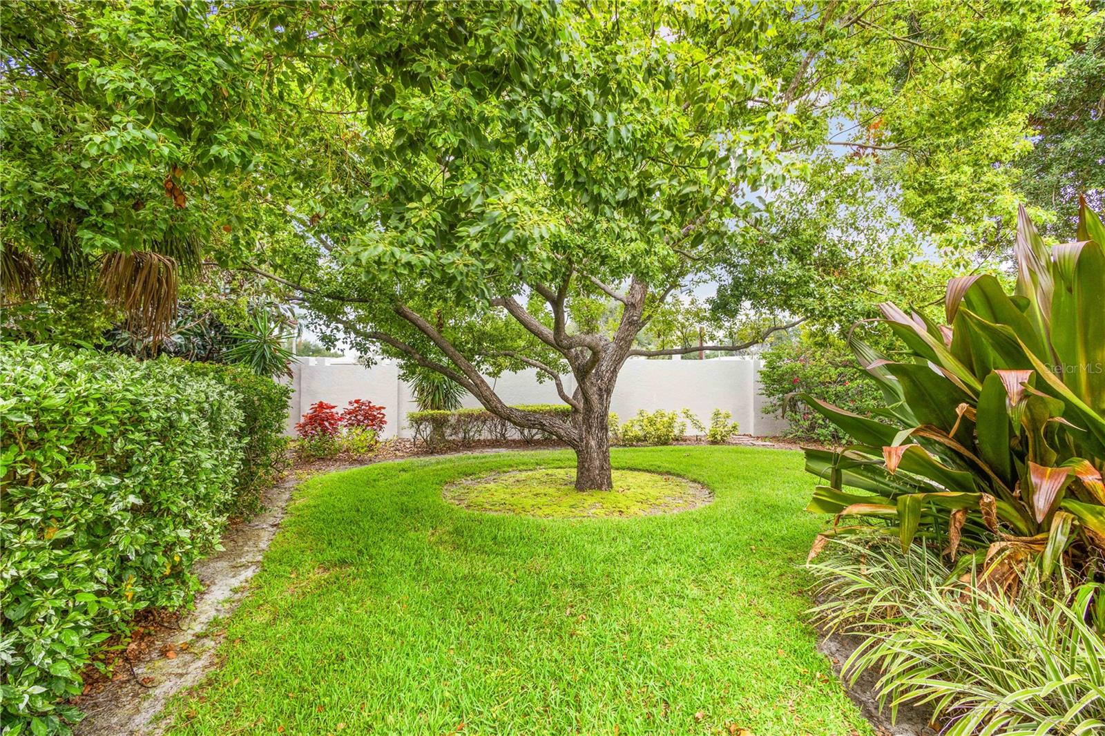 GULF GATE EAST - Residential