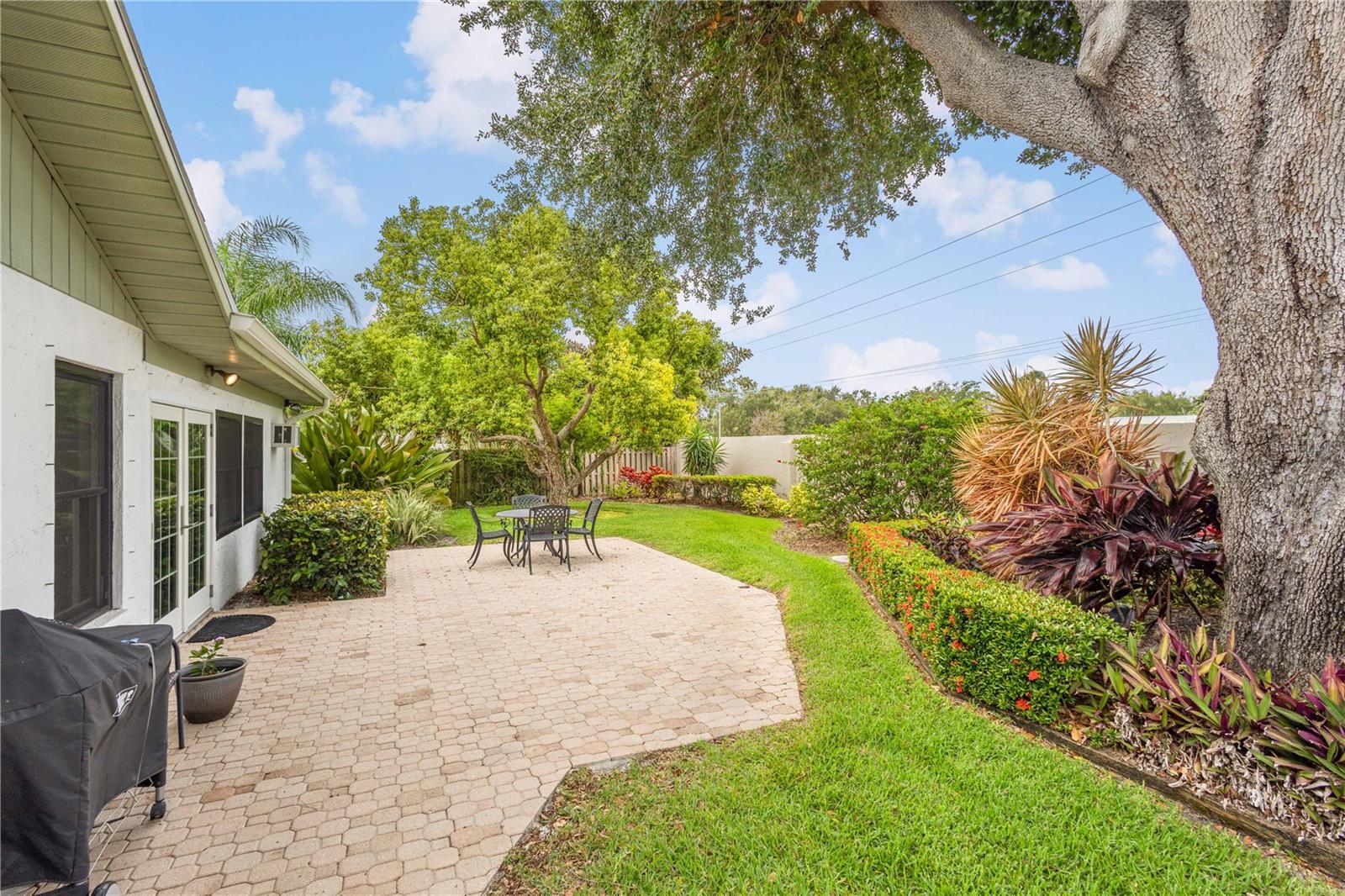 GULF GATE EAST - Residential