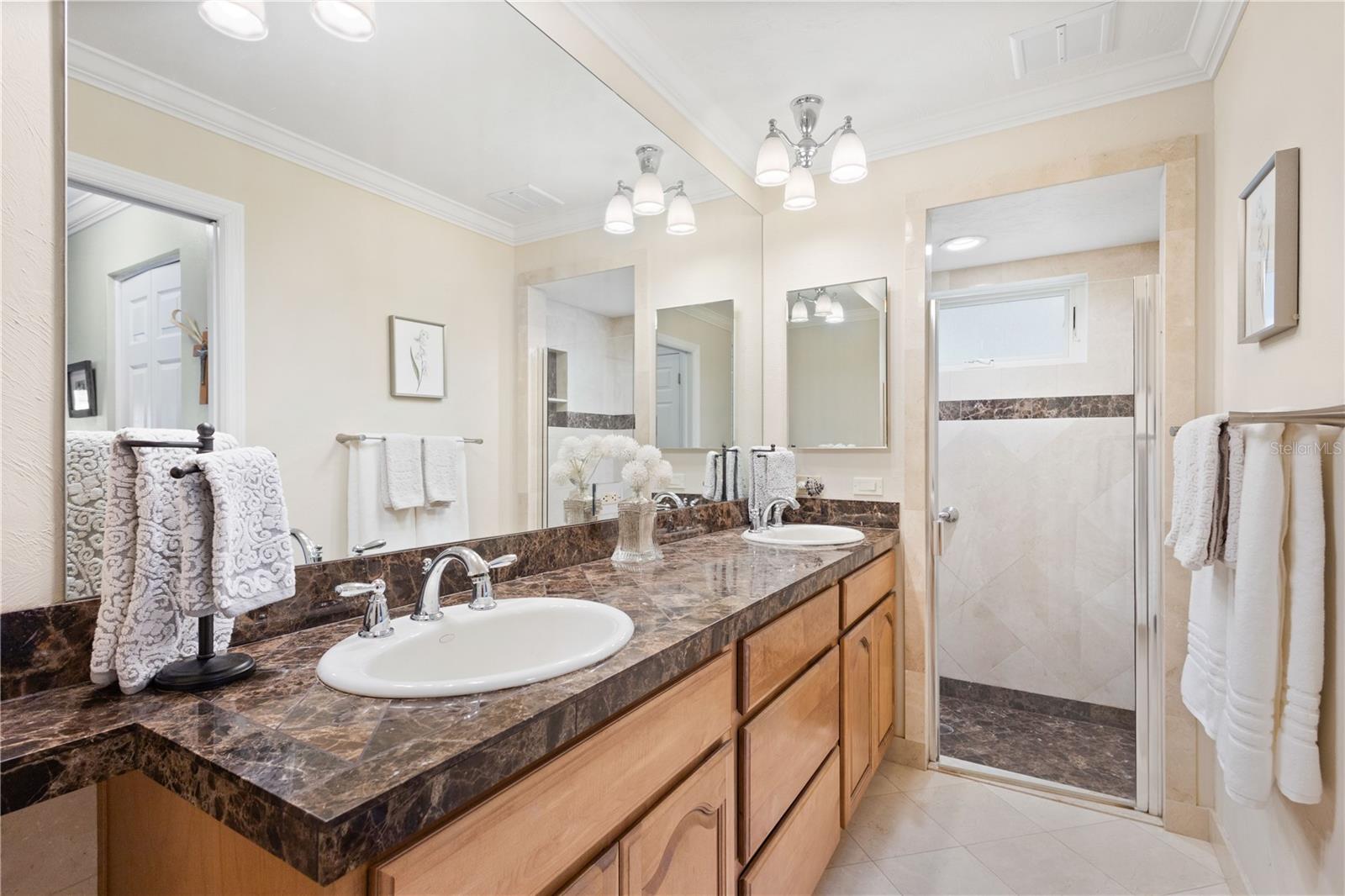 GULF GATE EAST - Residential