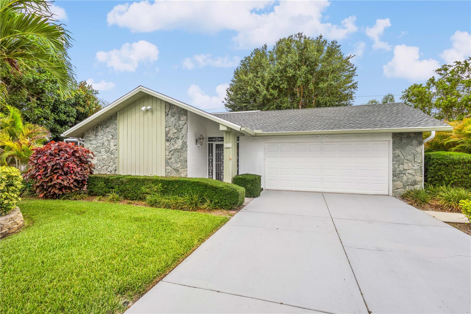 GULF GATE EAST - Residential
