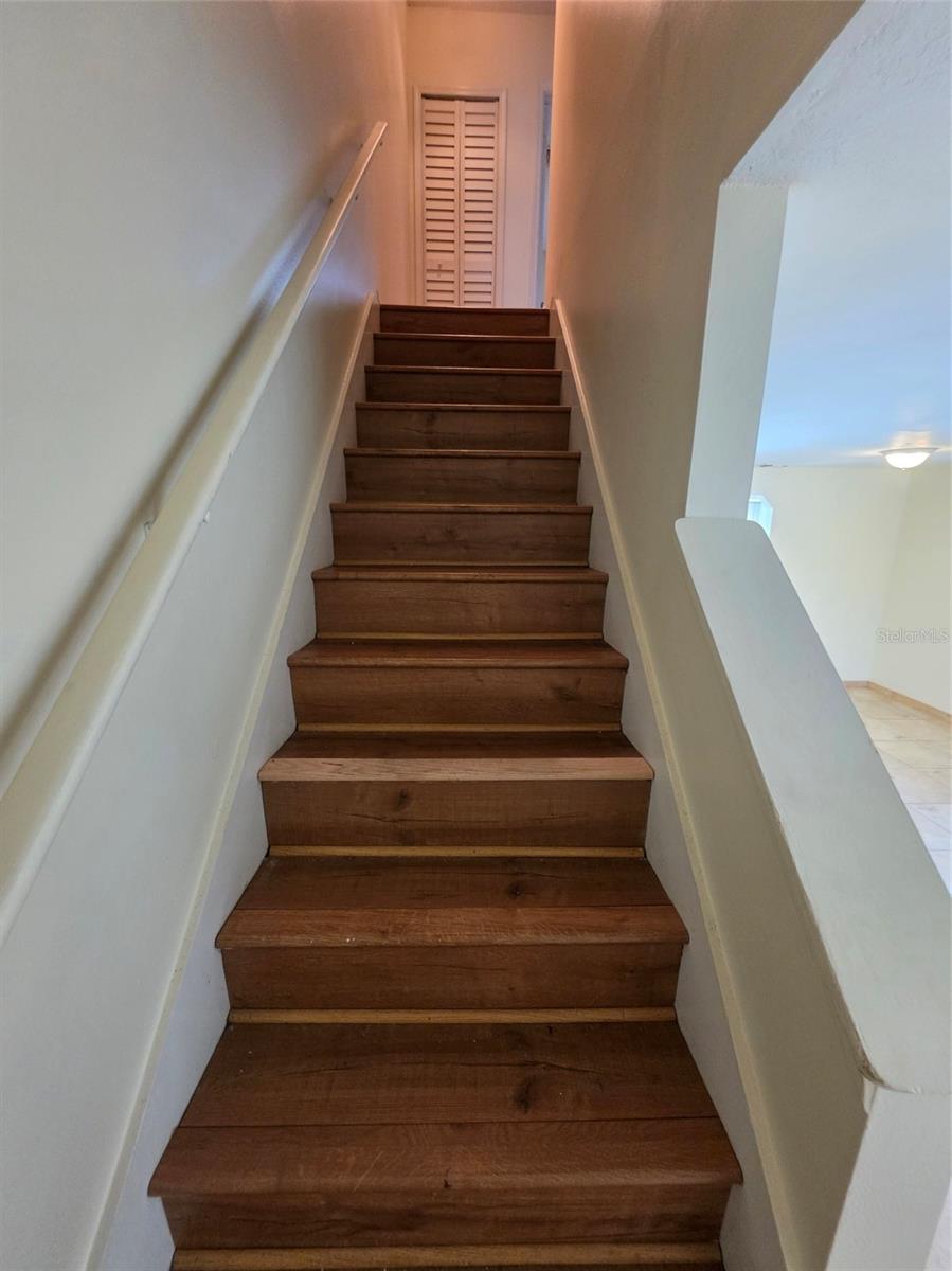 HIDDEN OAKS CONDO PH 10 - Residential