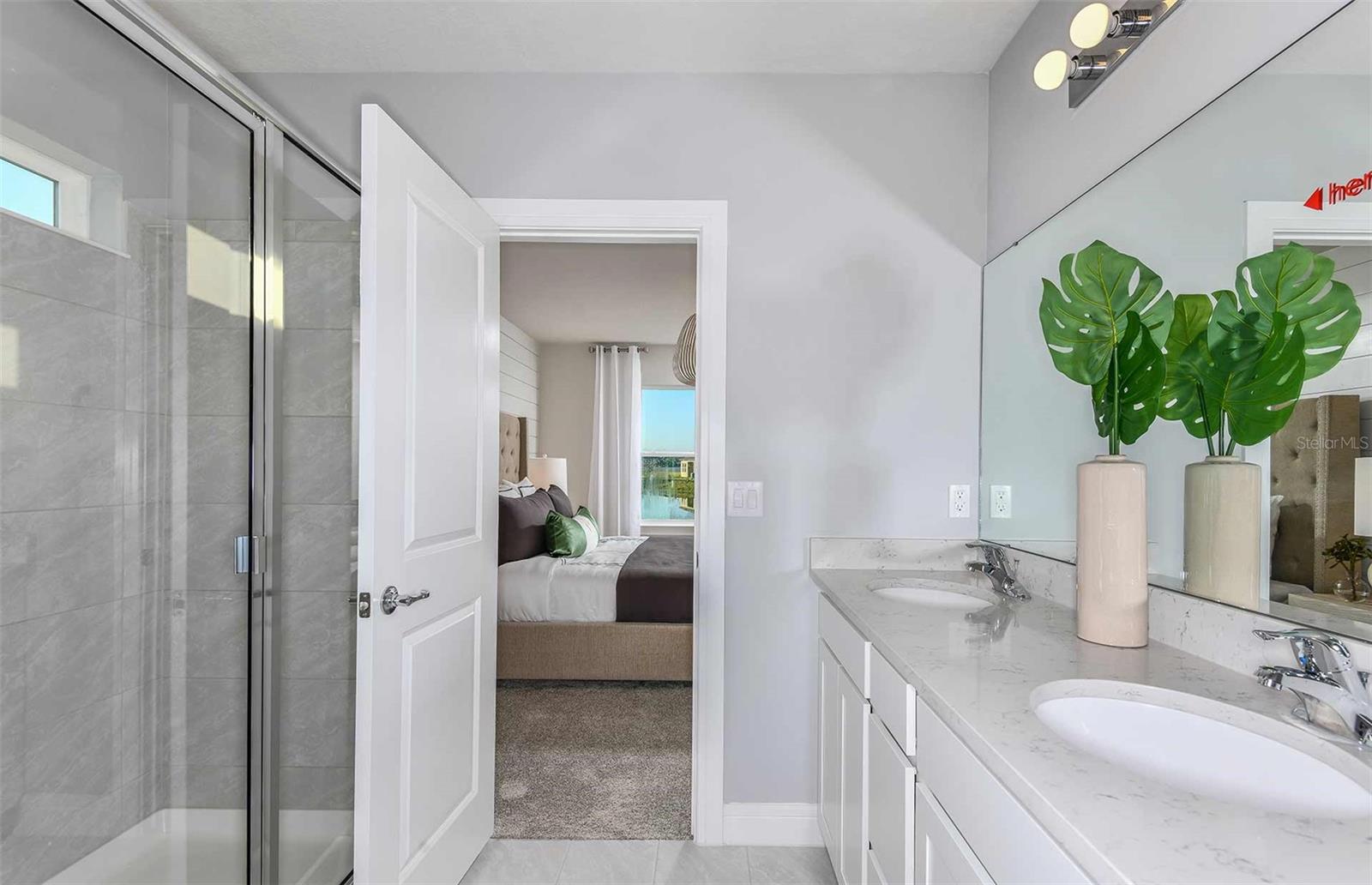 OAKFIELD LAKES - Residential