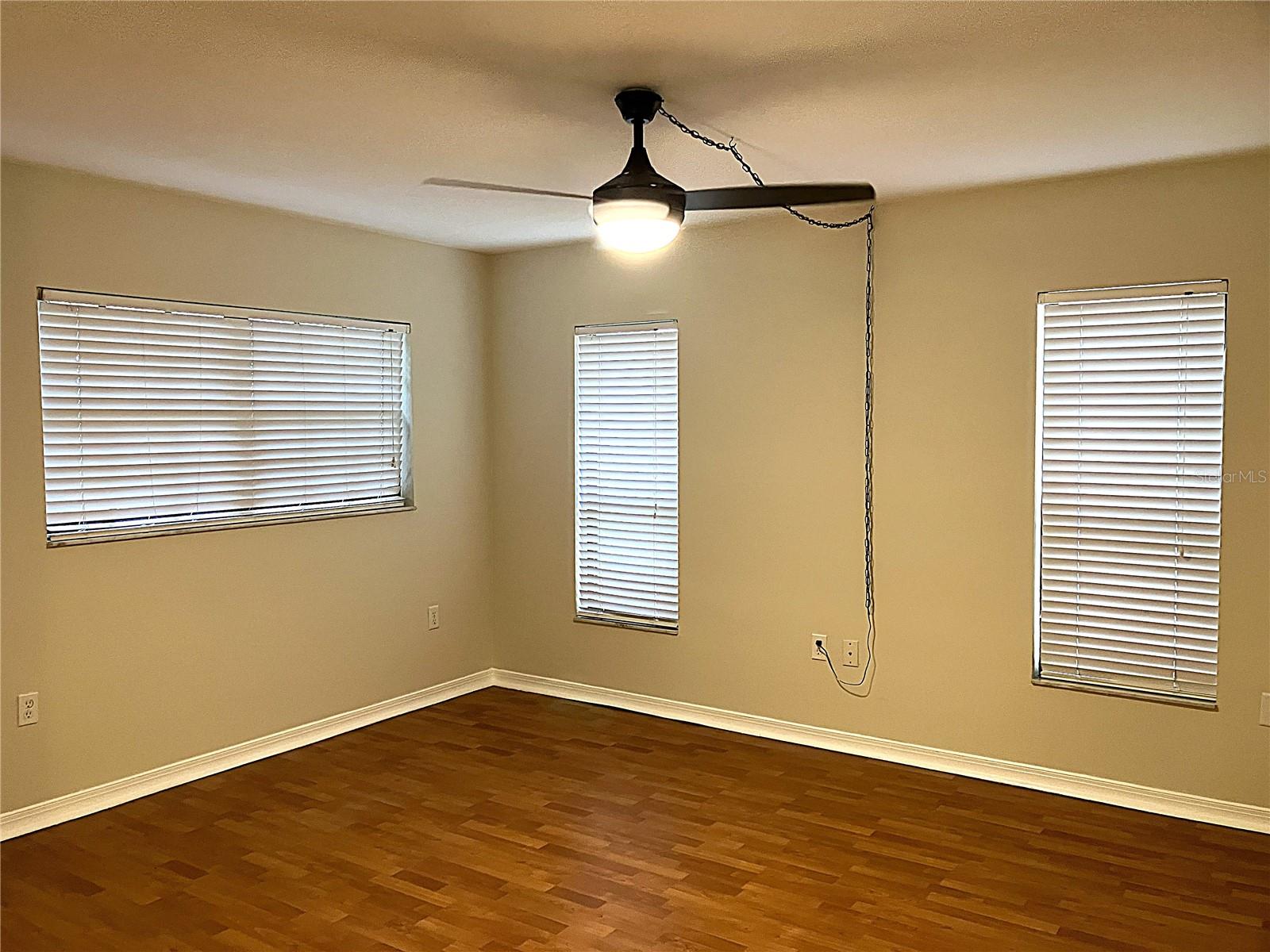 CLERMONT LAKE DOT VILLAS CONDO - Residential