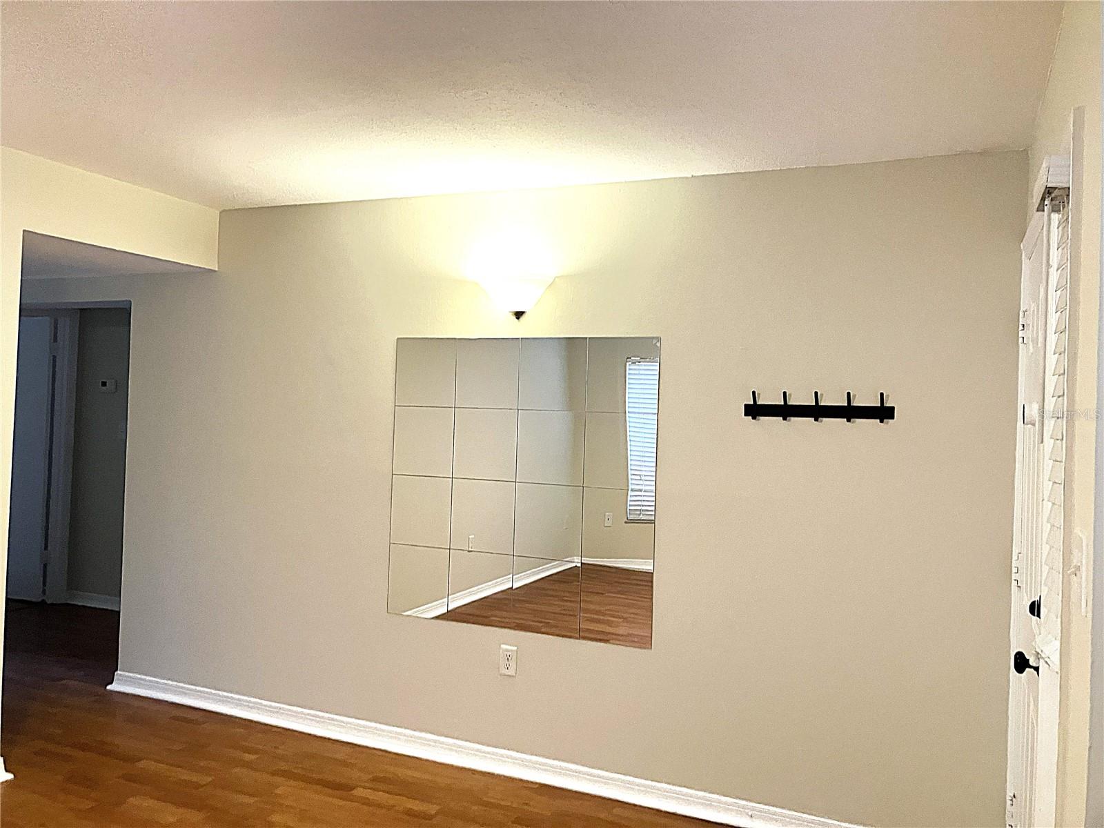 CLERMONT LAKE DOT VILLAS CONDO - Residential