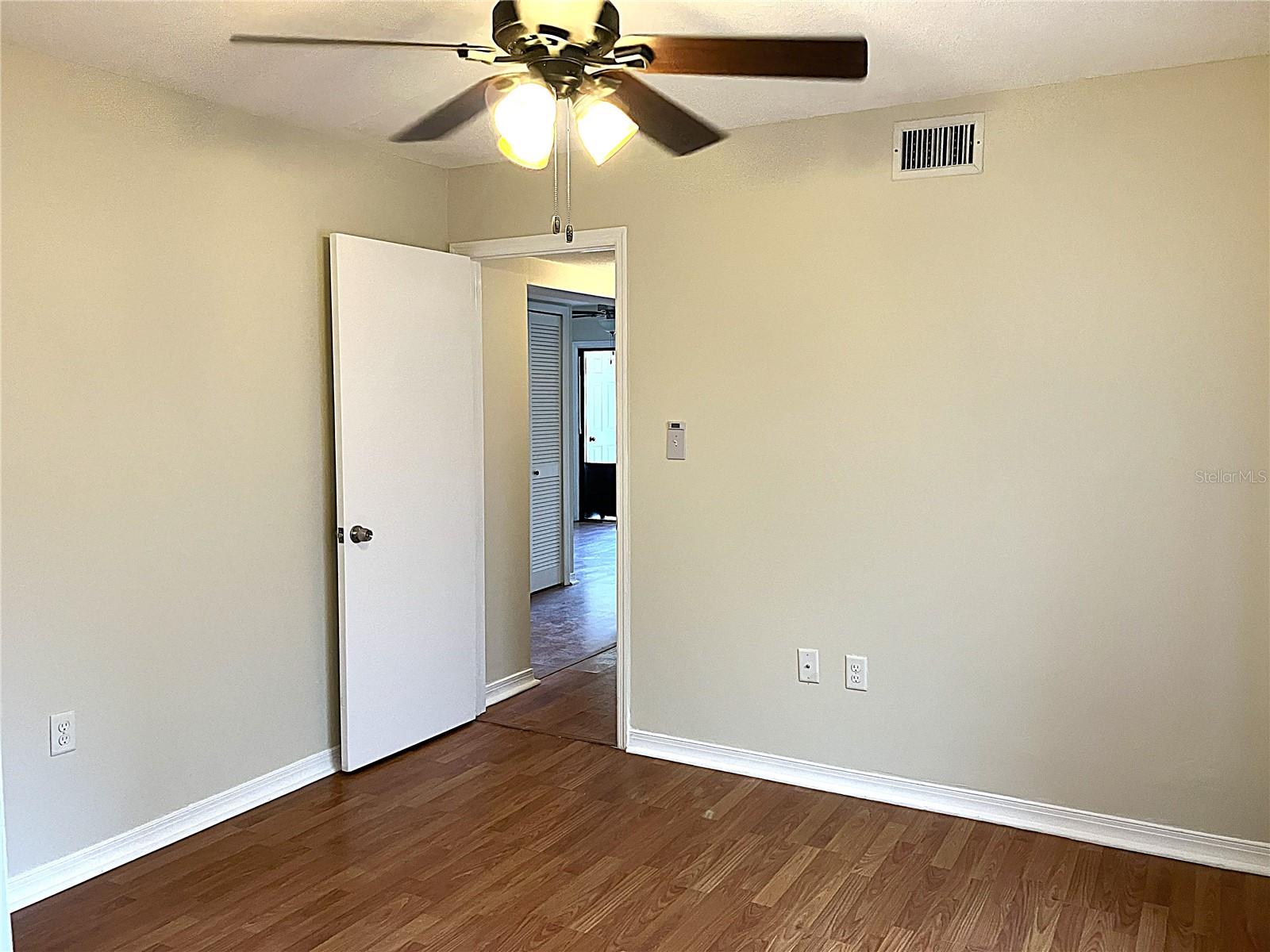 CLERMONT LAKE DOT VILLAS CONDO - Residential