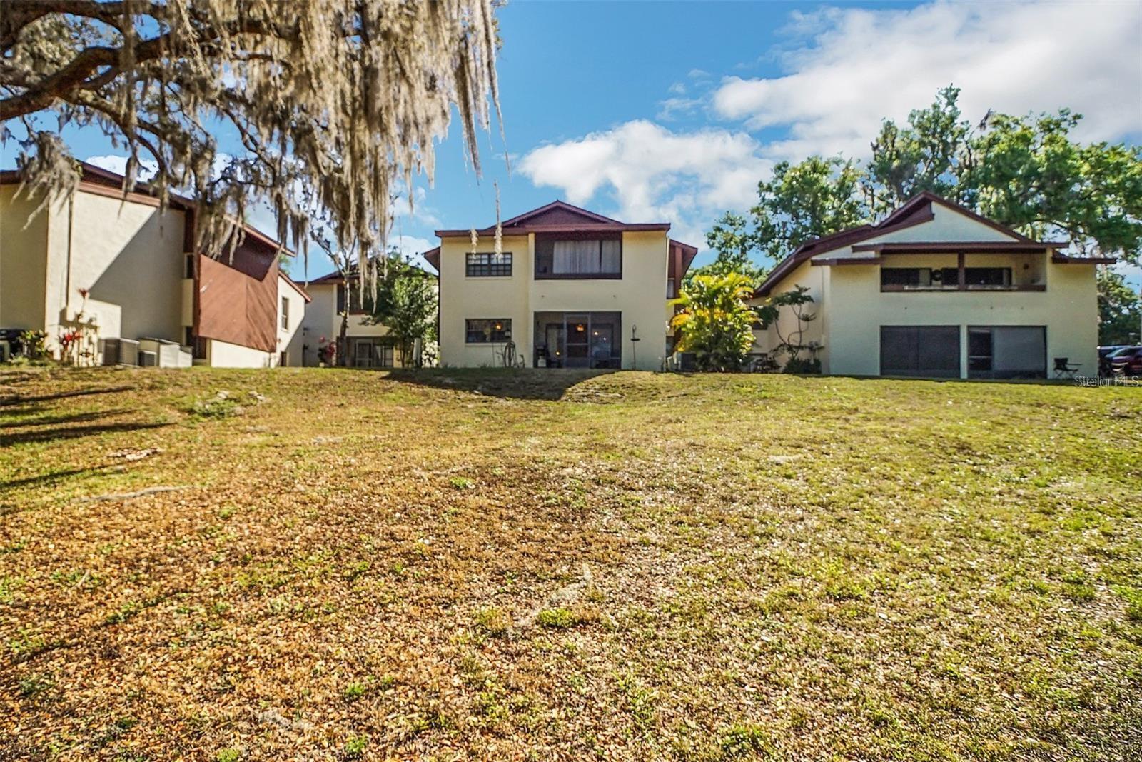 CLERMONT LAKE DOT VILLAS CONDO - Residential